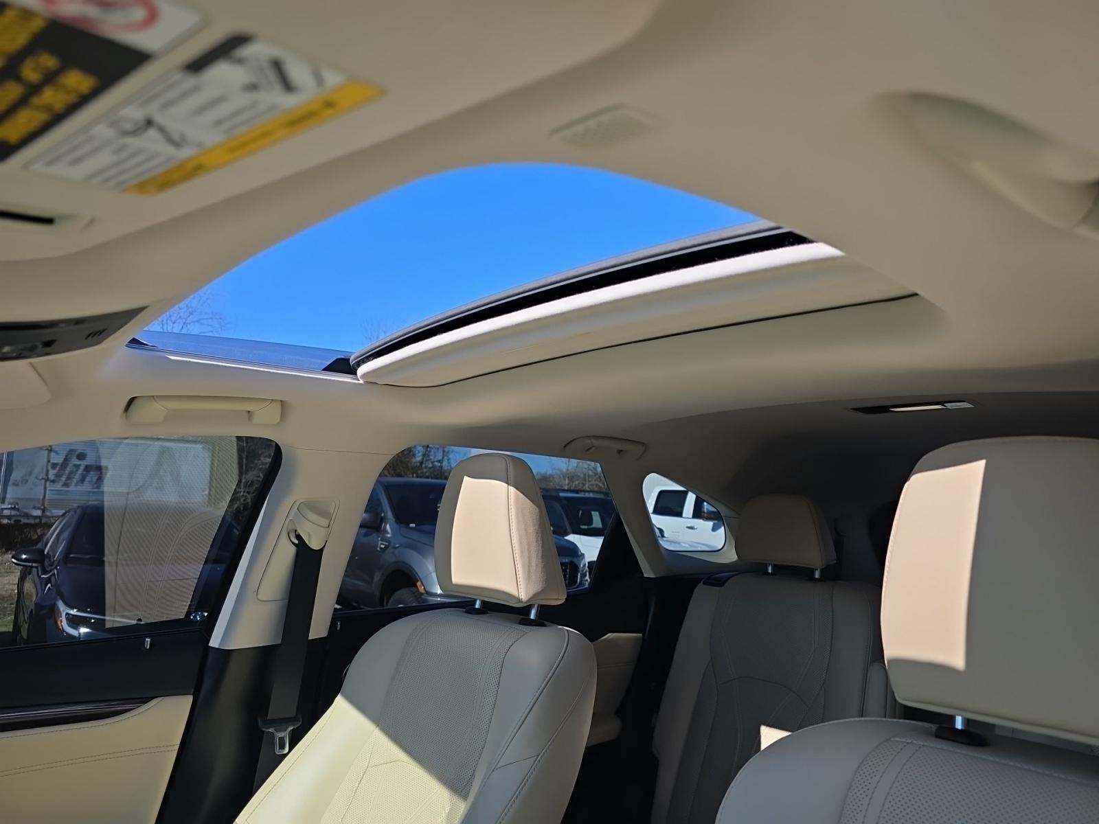 2022 Lexus RX RX 350L Luxury AWD