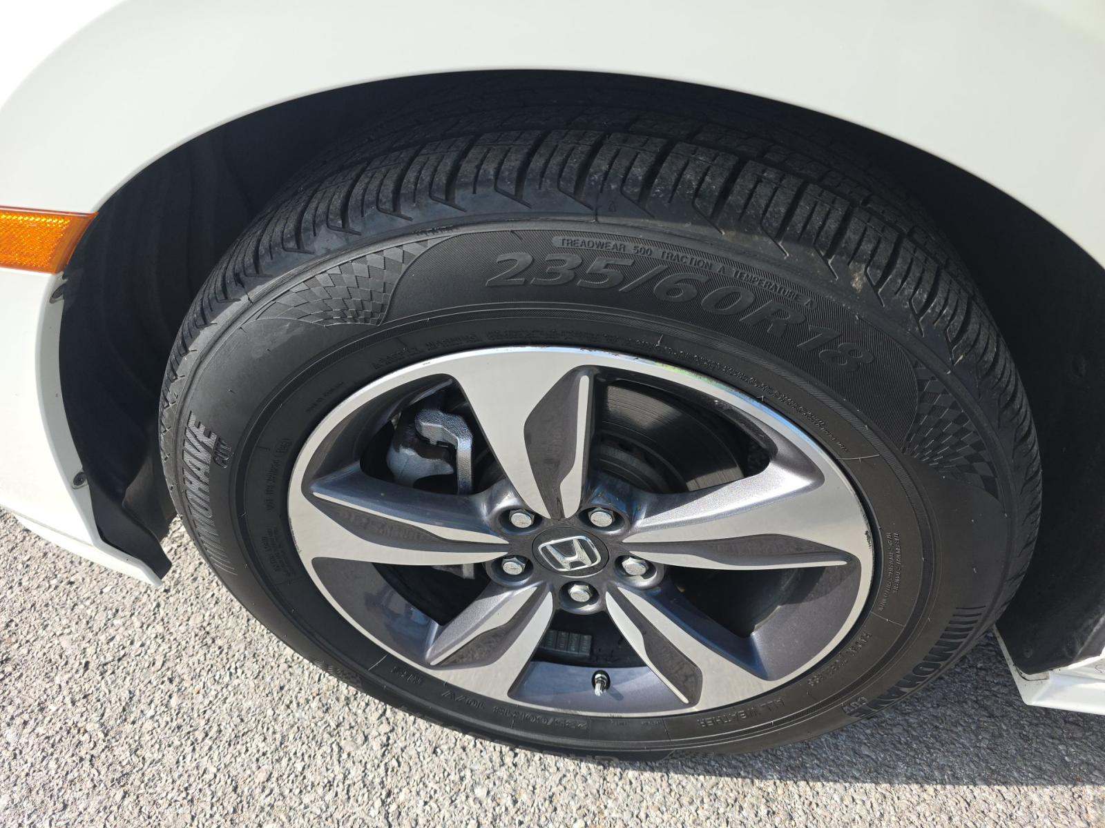 2019 Honda Odyssey Touring FWD