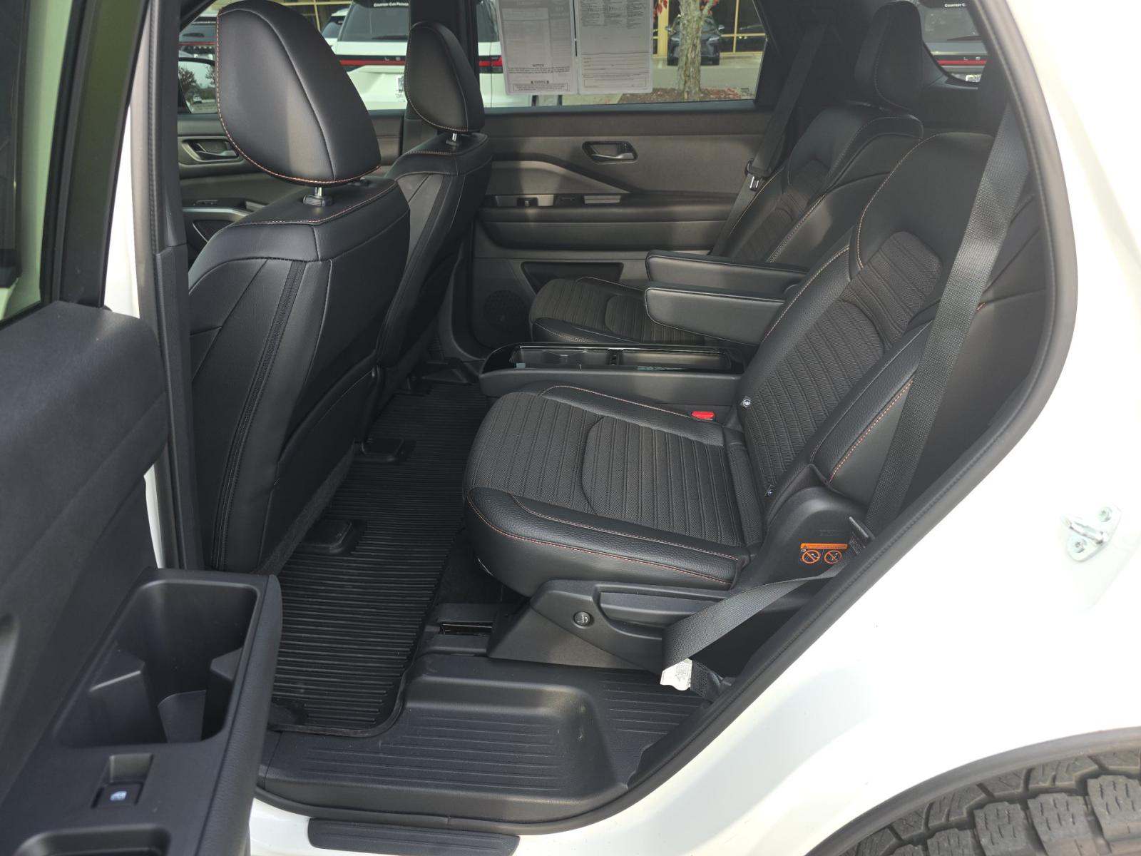 2023 Nissan Pathfinder Rock Creek AWD