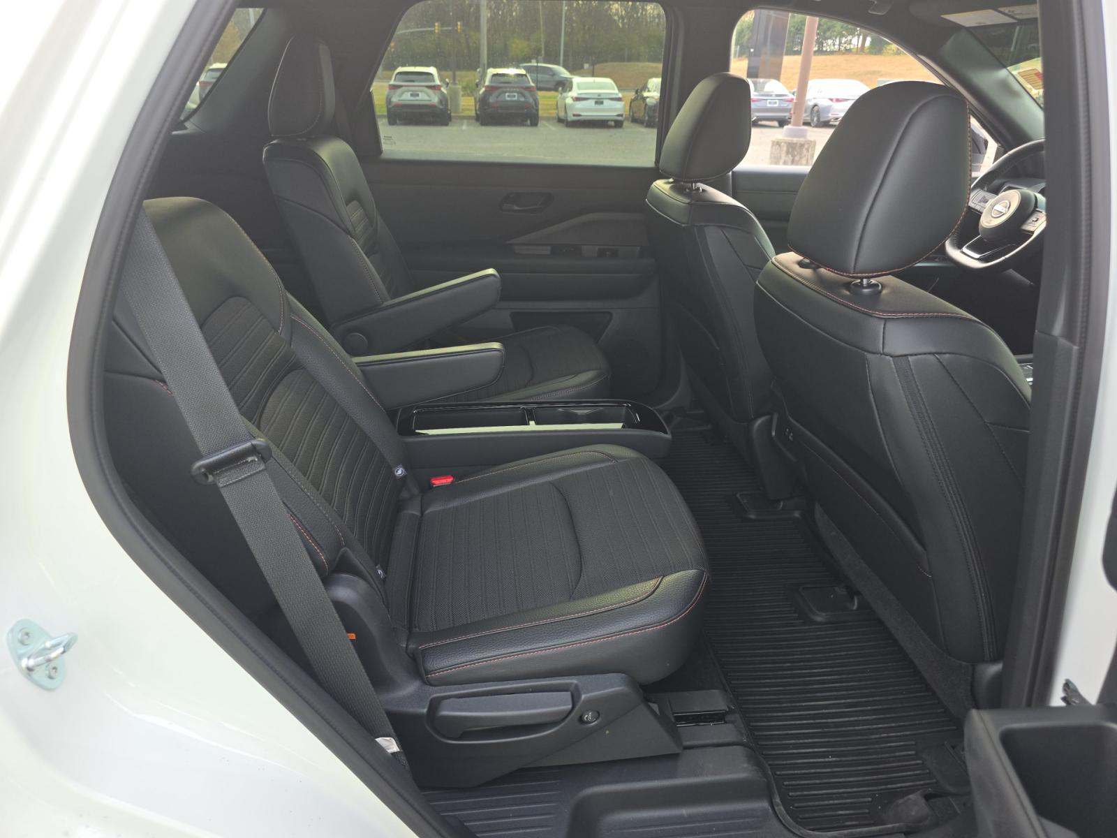 2023 Nissan Pathfinder Rock Creek AWD