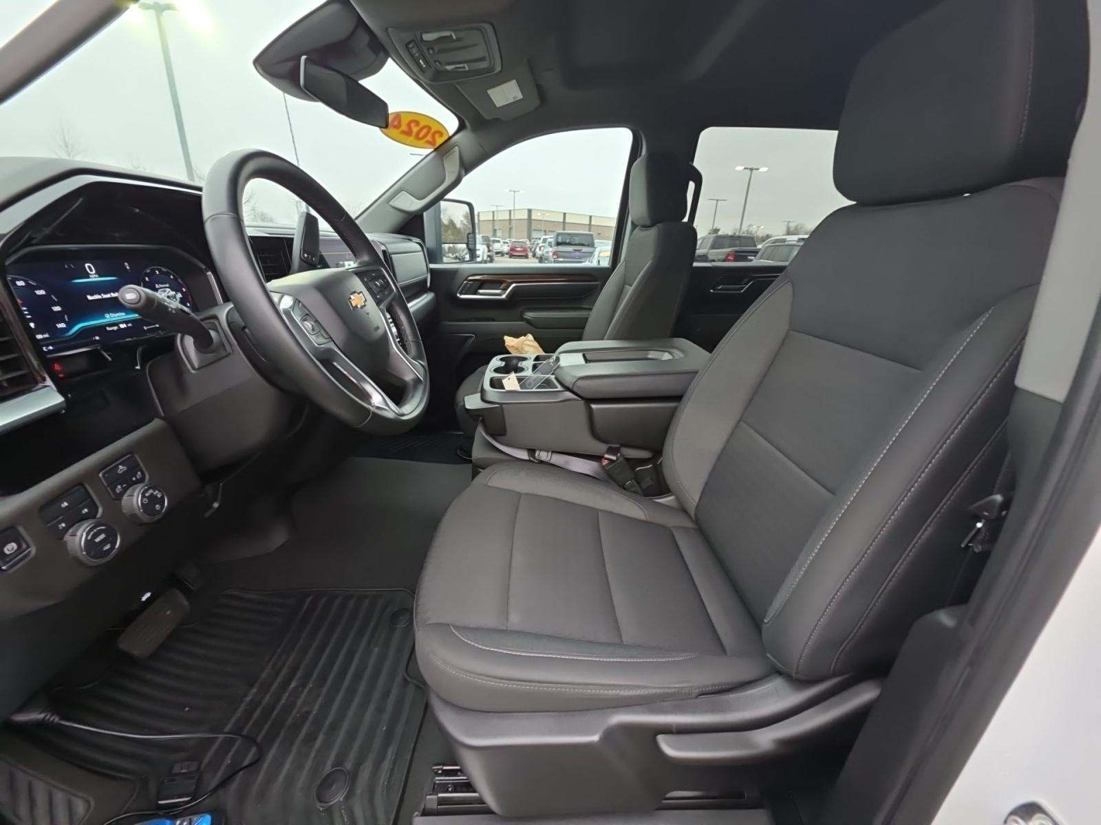 2024 Chevrolet Silverado 2500HD LT AWD