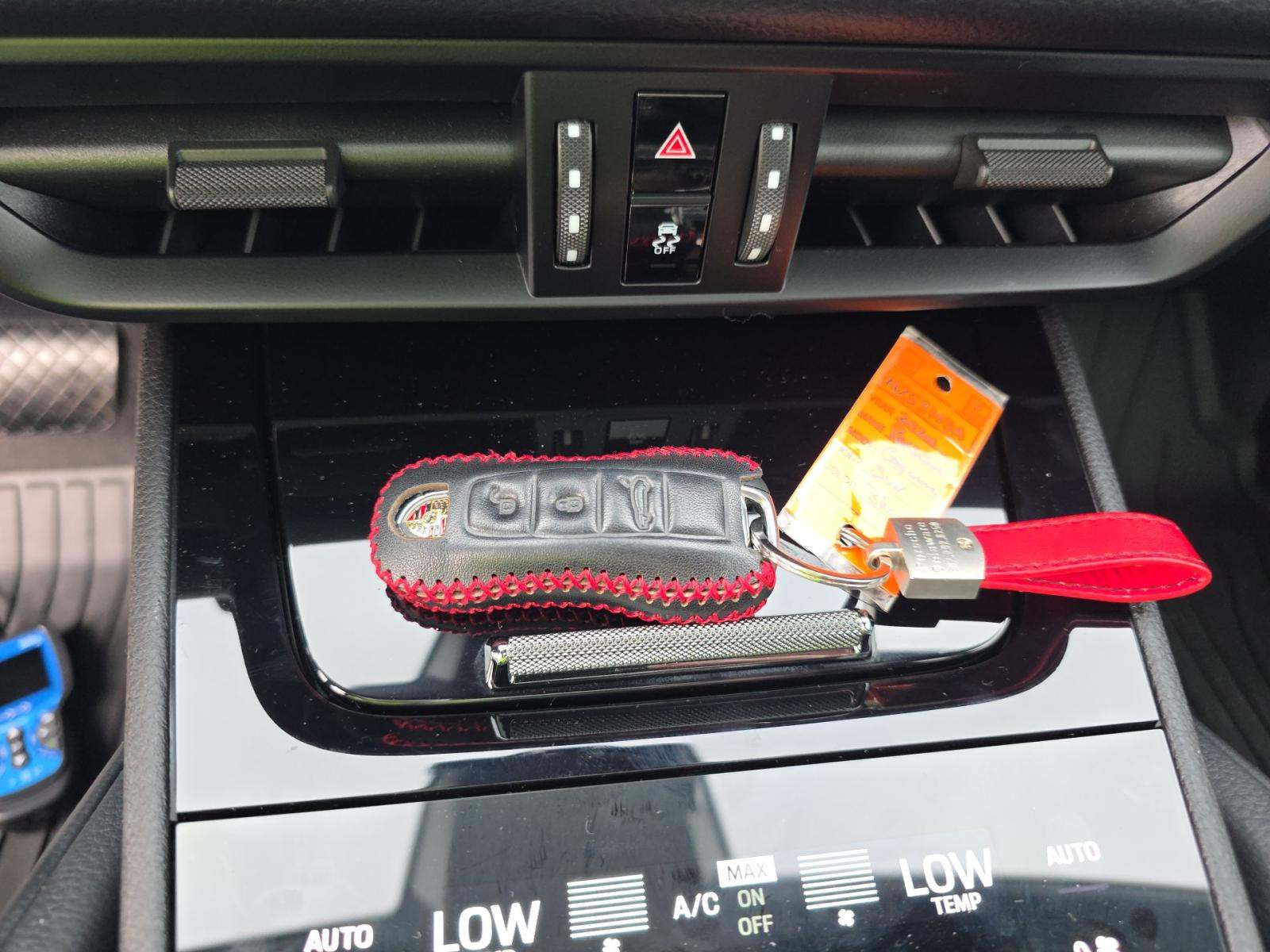 2024 Porsche Cayenne Base AWD