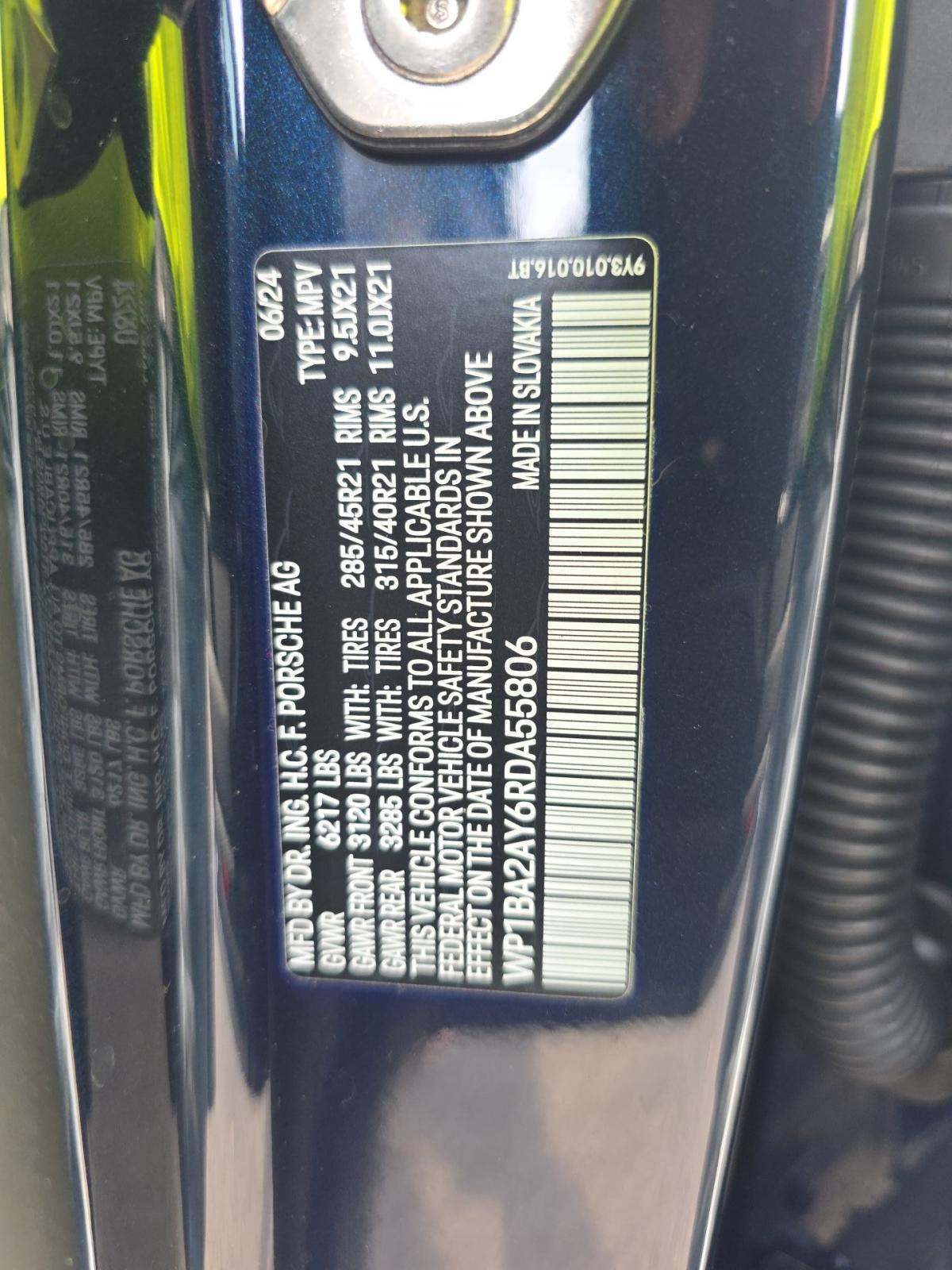 2024 Porsche Cayenne Base AWD