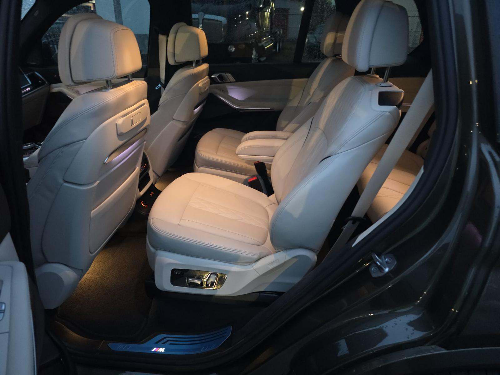 2023 BMW X7 xDrive40i AWD