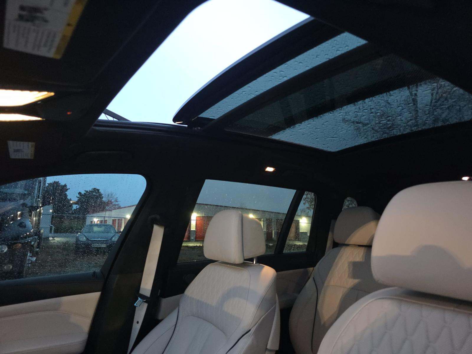 2023 BMW X7 xDrive40i AWD