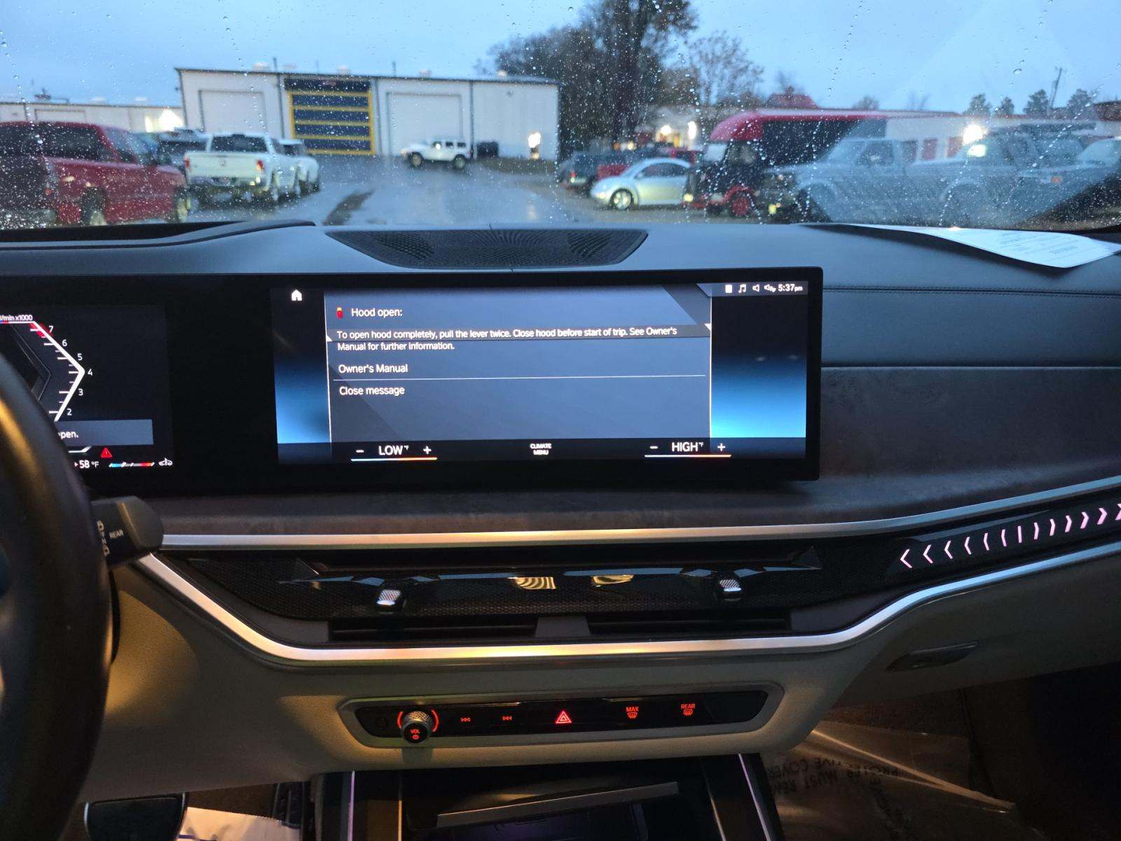 2023 BMW X7 xDrive40i AWD