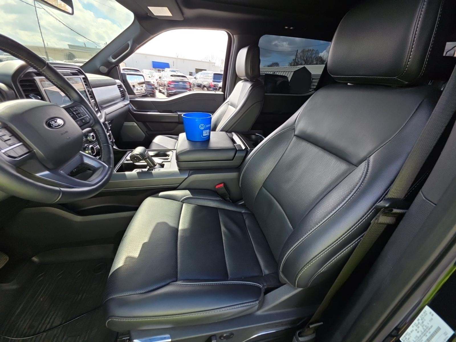 2024 Ford F-150 Hybrid Lariat AWD