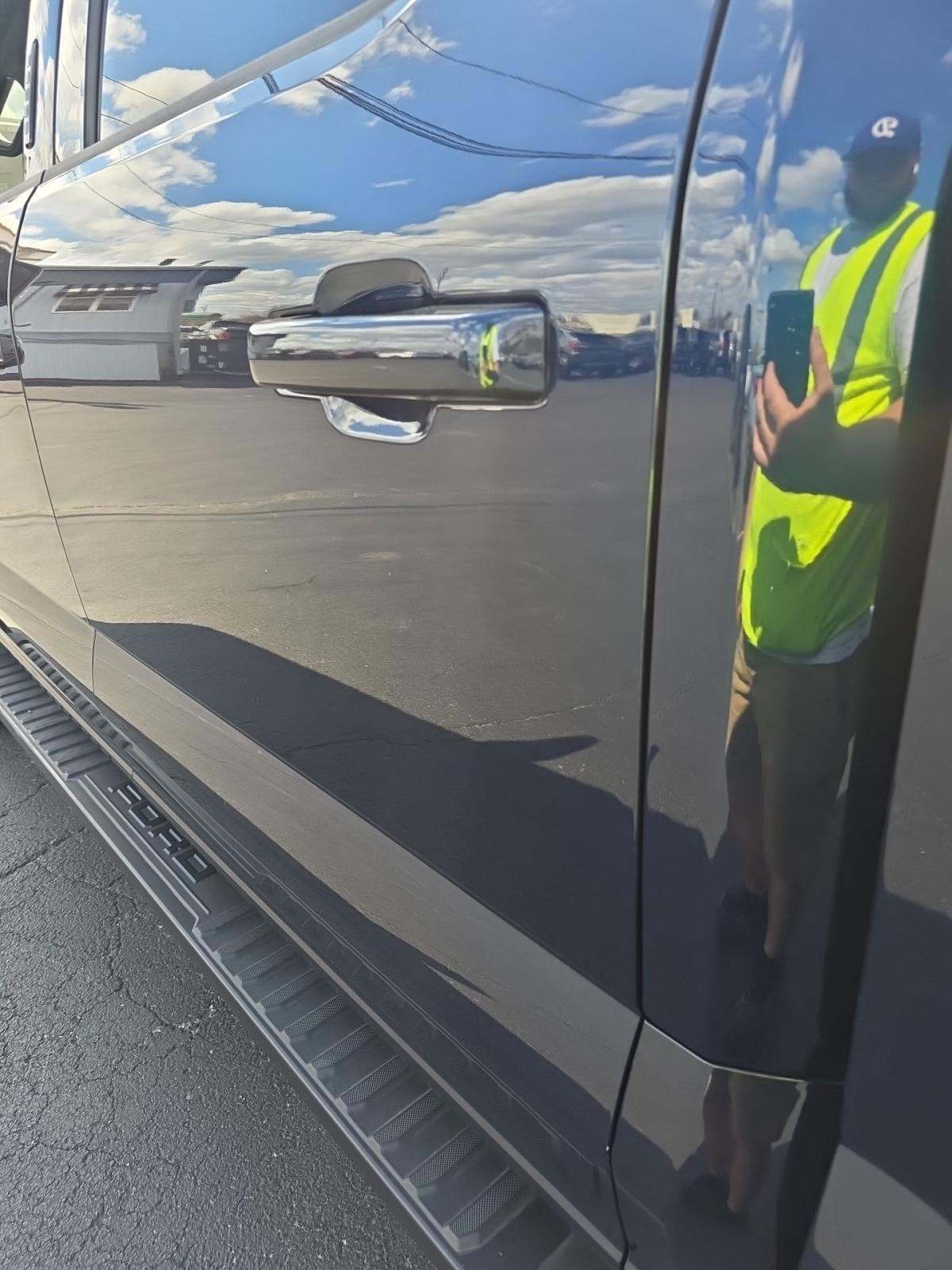 2024 Ford F-150 Hybrid Lariat AWD