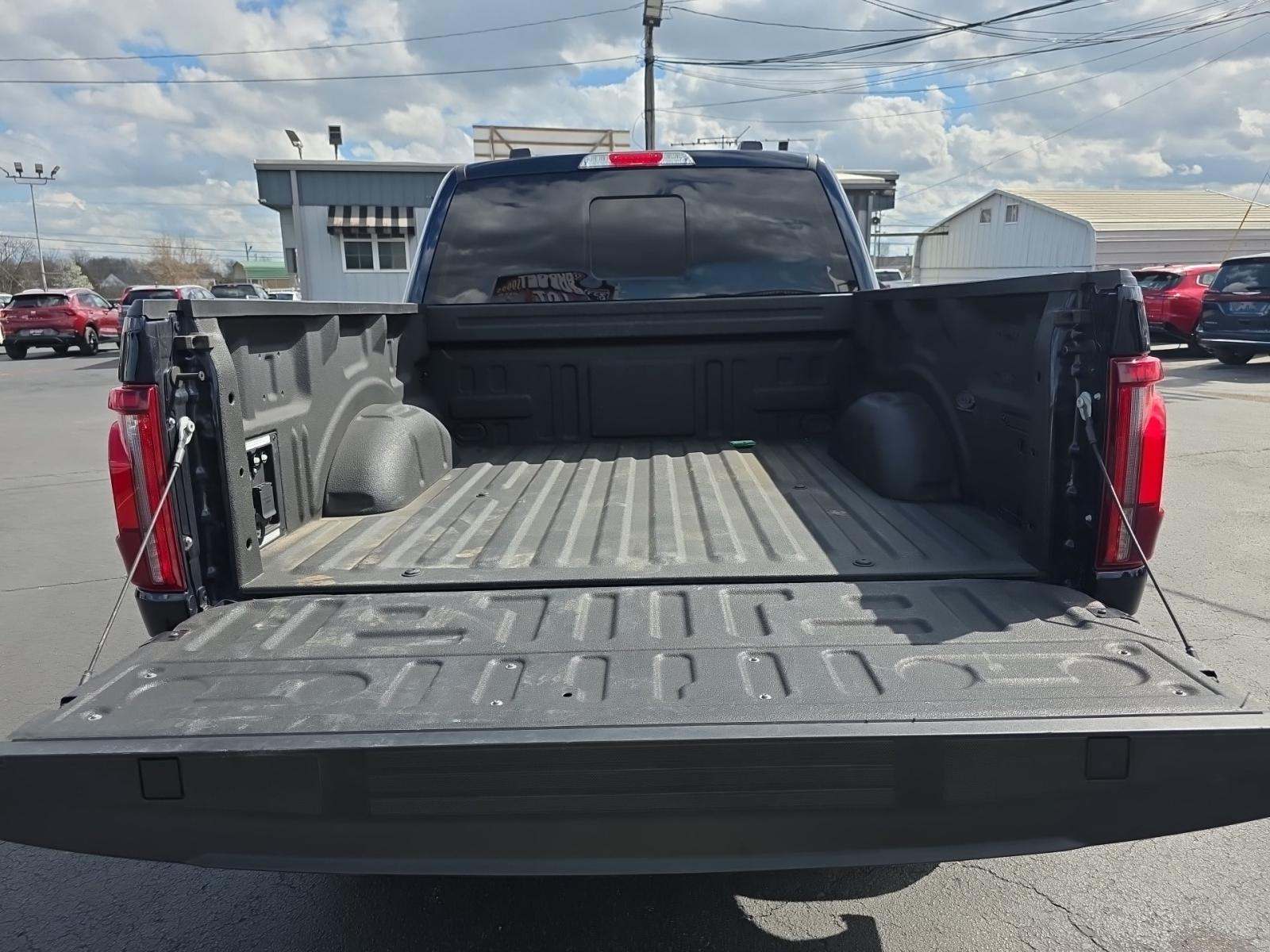 2024 Ford F-150 Hybrid Lariat AWD