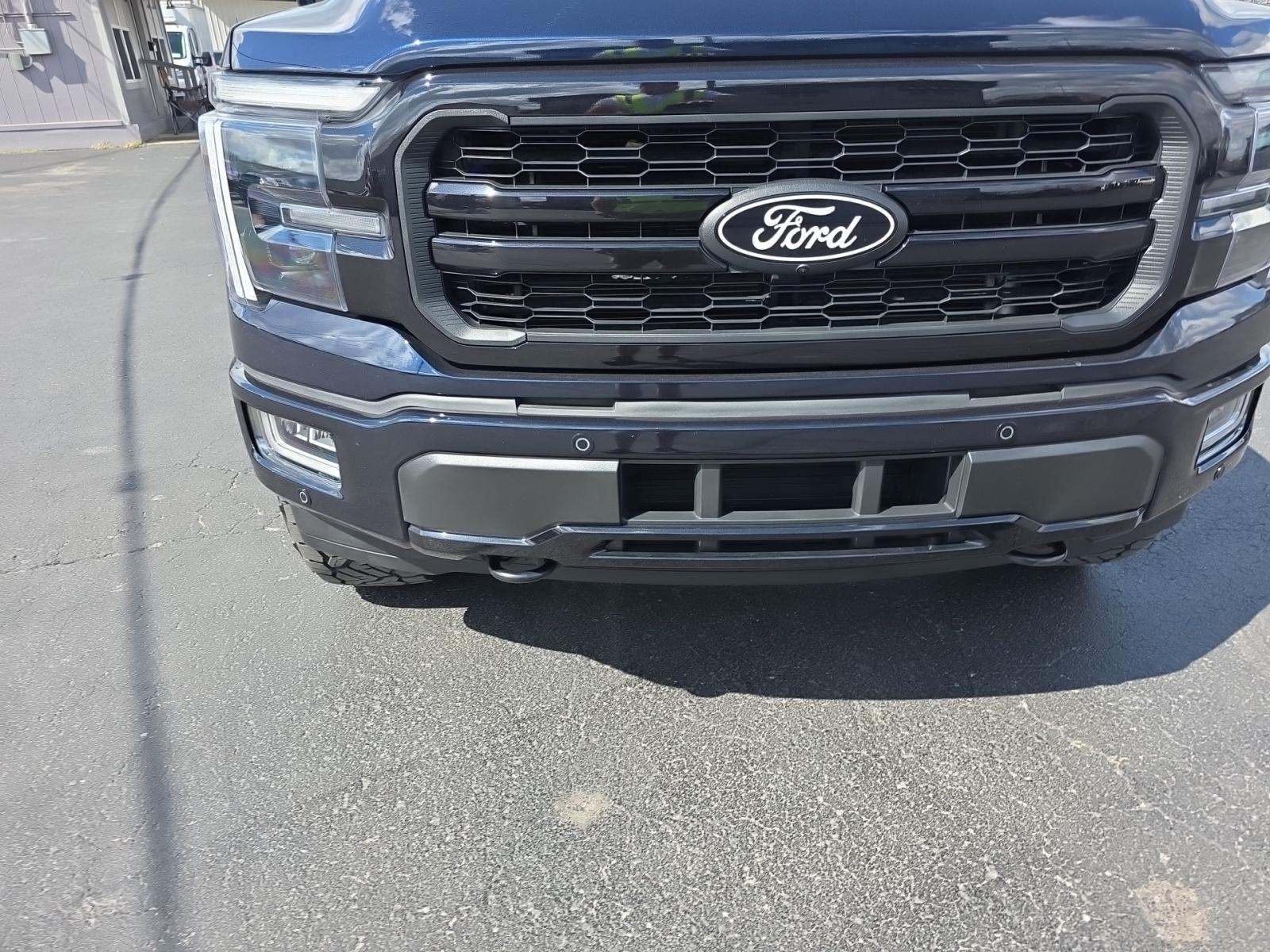 2024 Ford F-150 Hybrid Lariat AWD