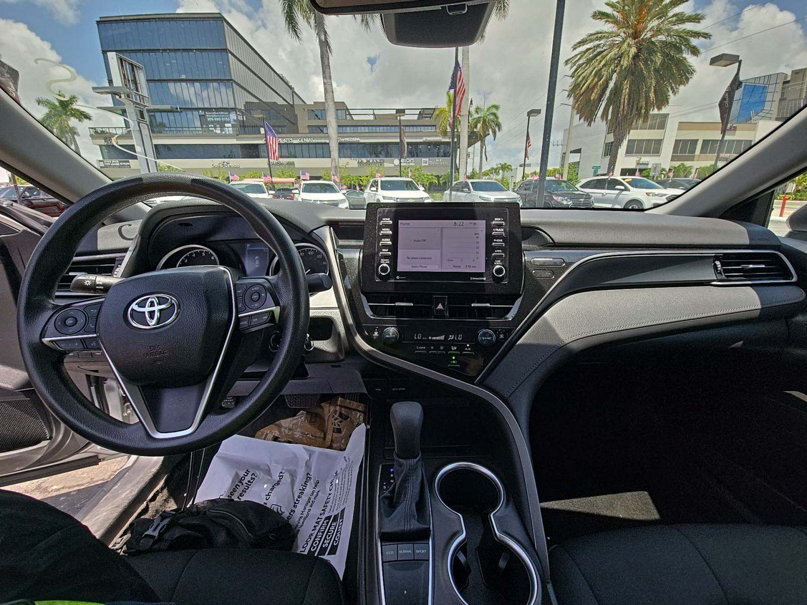 2022 Toyota Camry LE FWD