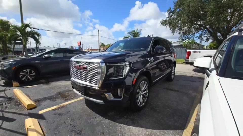 2023 GMC Yukon Denali 5SA