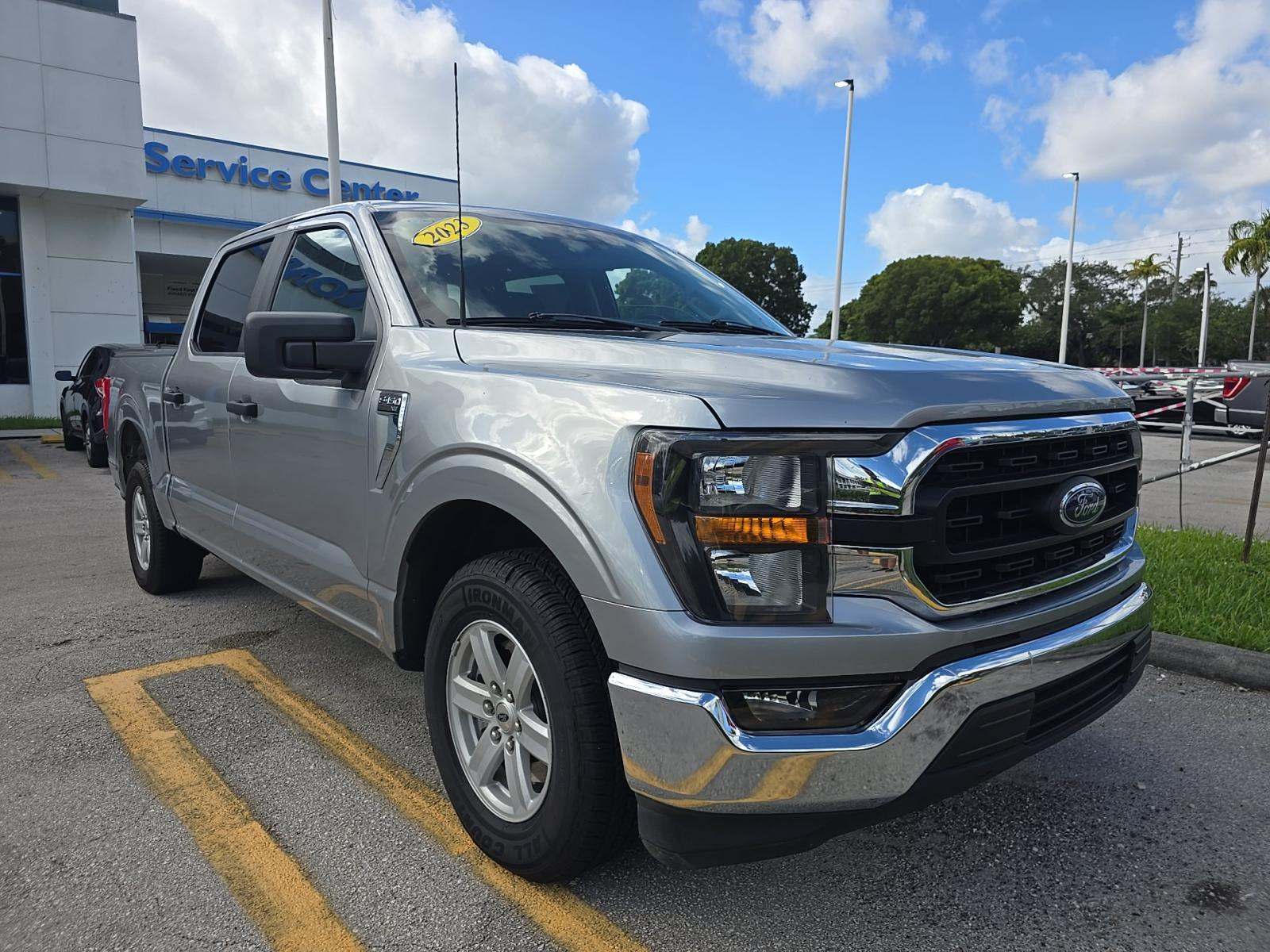 2023 Ford F-150 XLT RWD