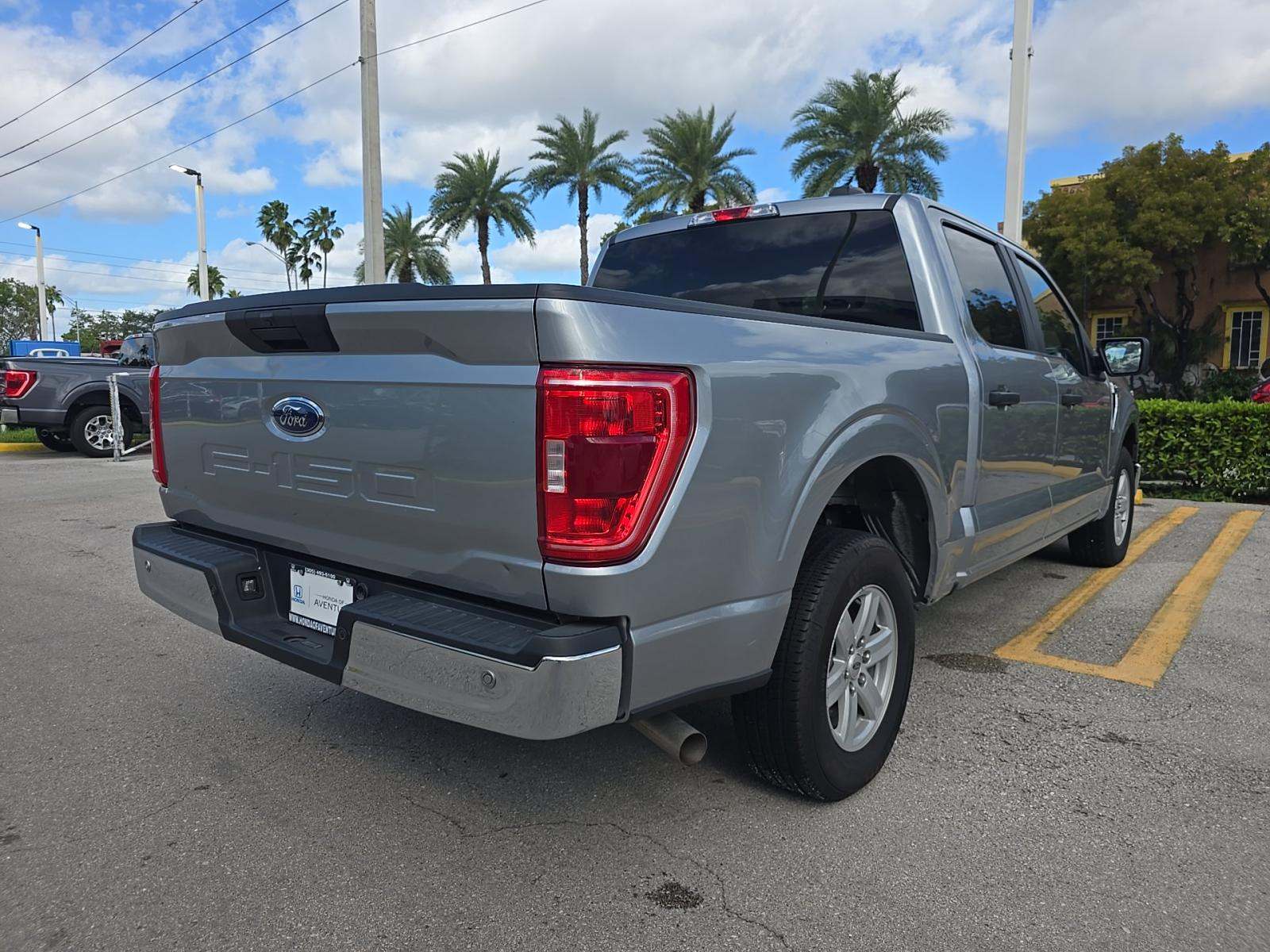 2023 Ford F-150 XLT RWD
