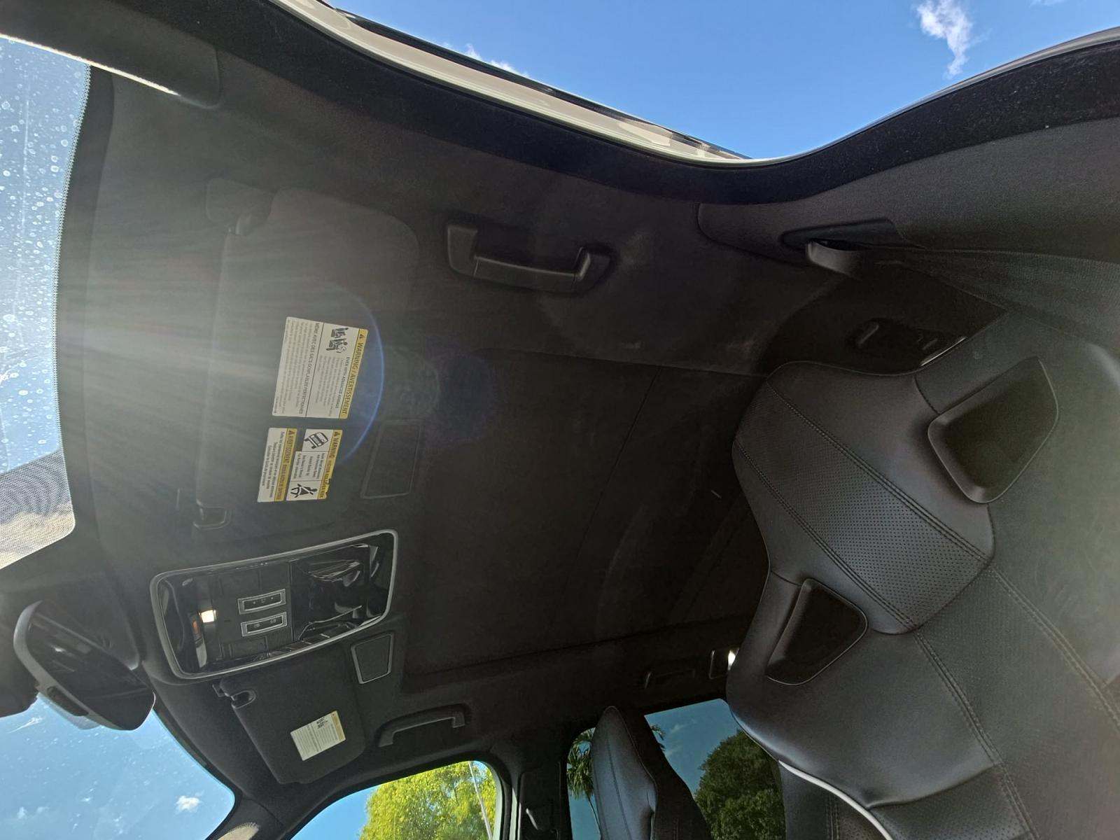 2017 Land Rover Range Rover Sport SVR AWD