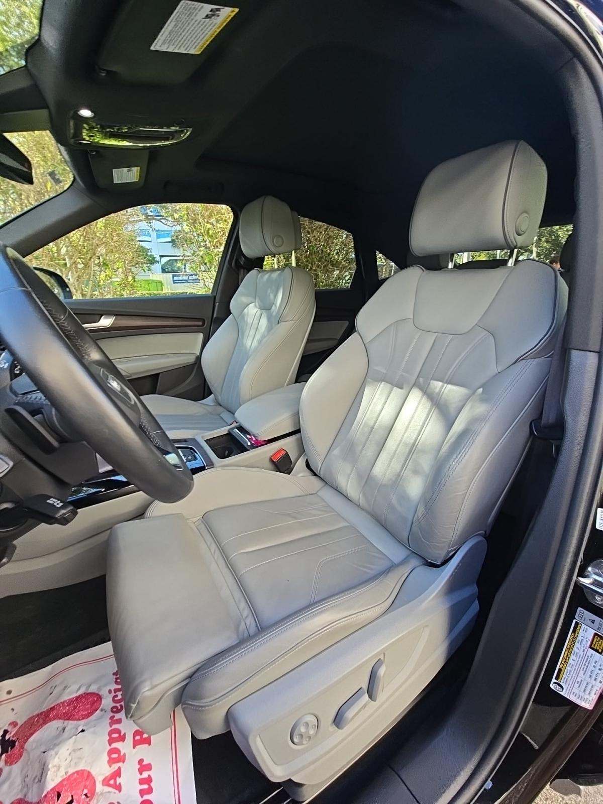 2022 Audi Q5 S line Premium AWD