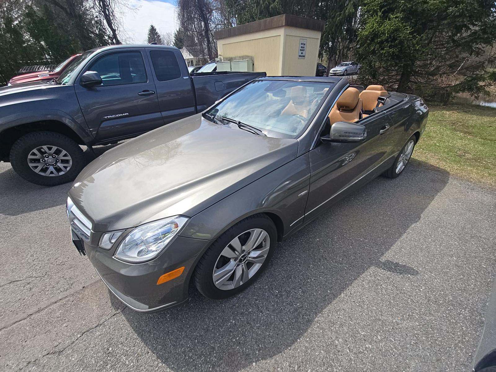 MERCEDES-BENZ E-CLASS - 1