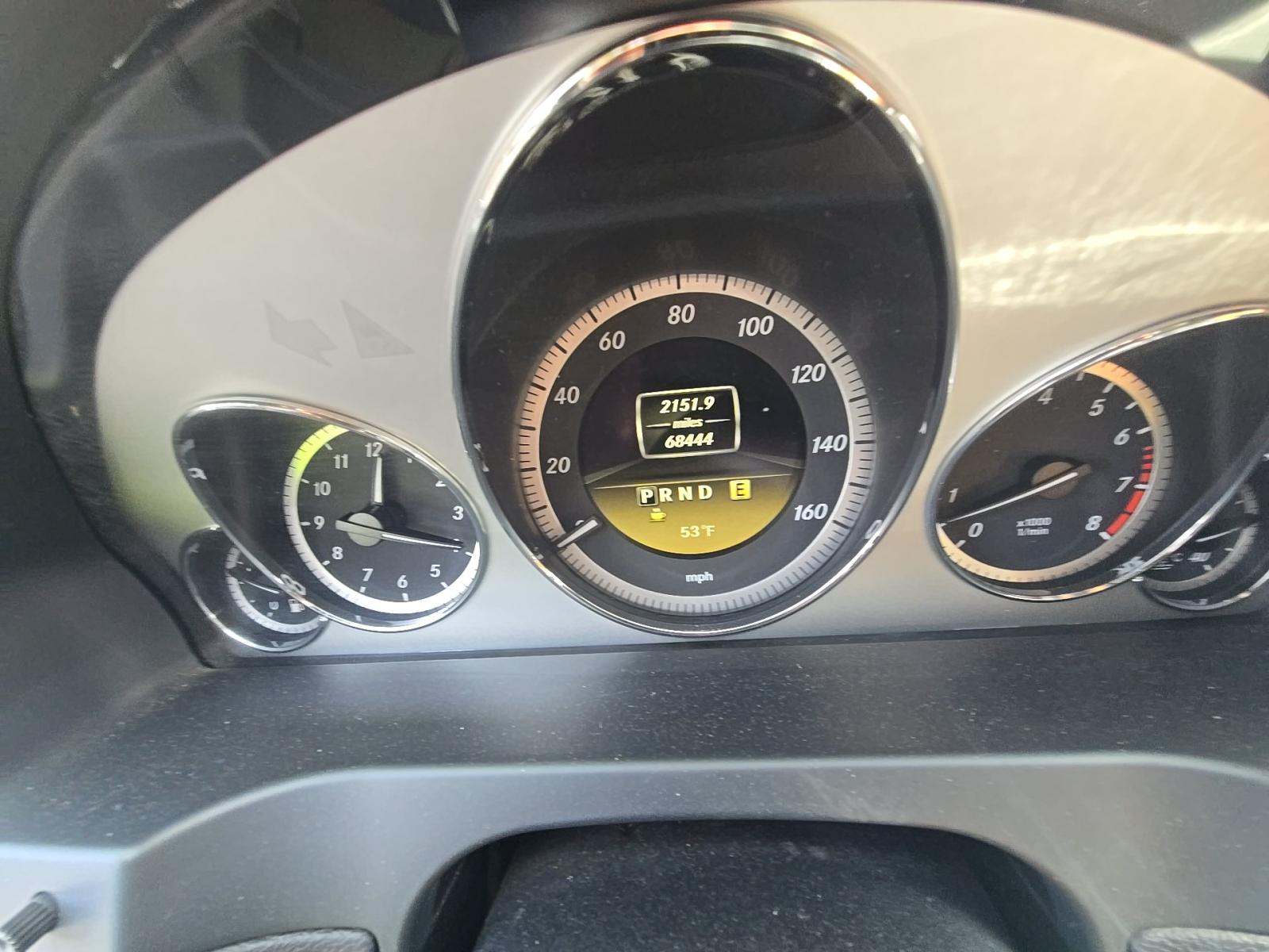 MERCEDES-BENZ E-CLASS - 9