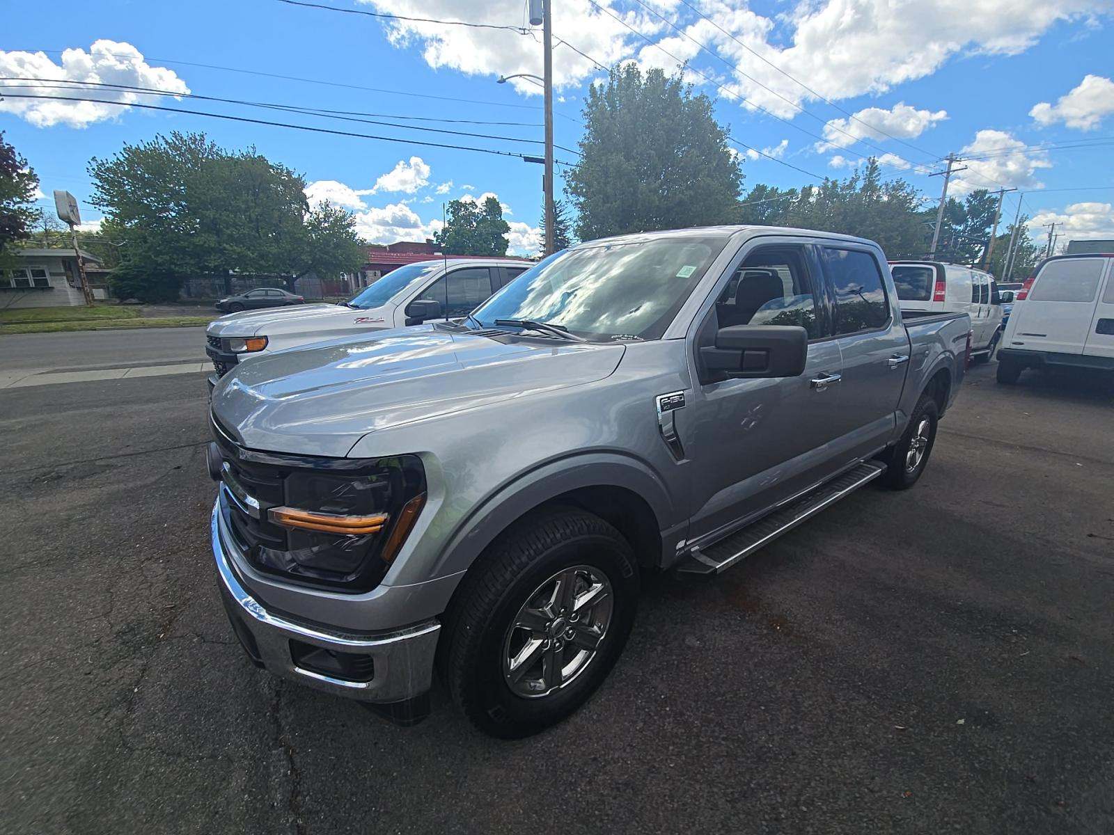 2025 Ford F-150 XLT AWD