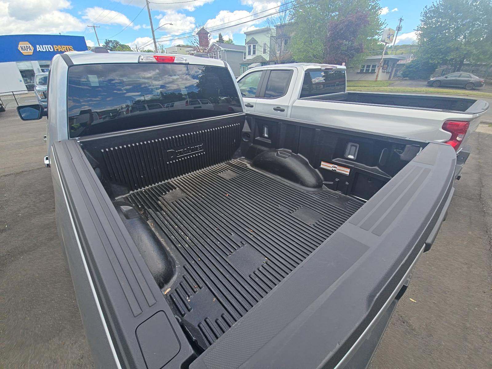 2025 Ford F-150 XLT AWD