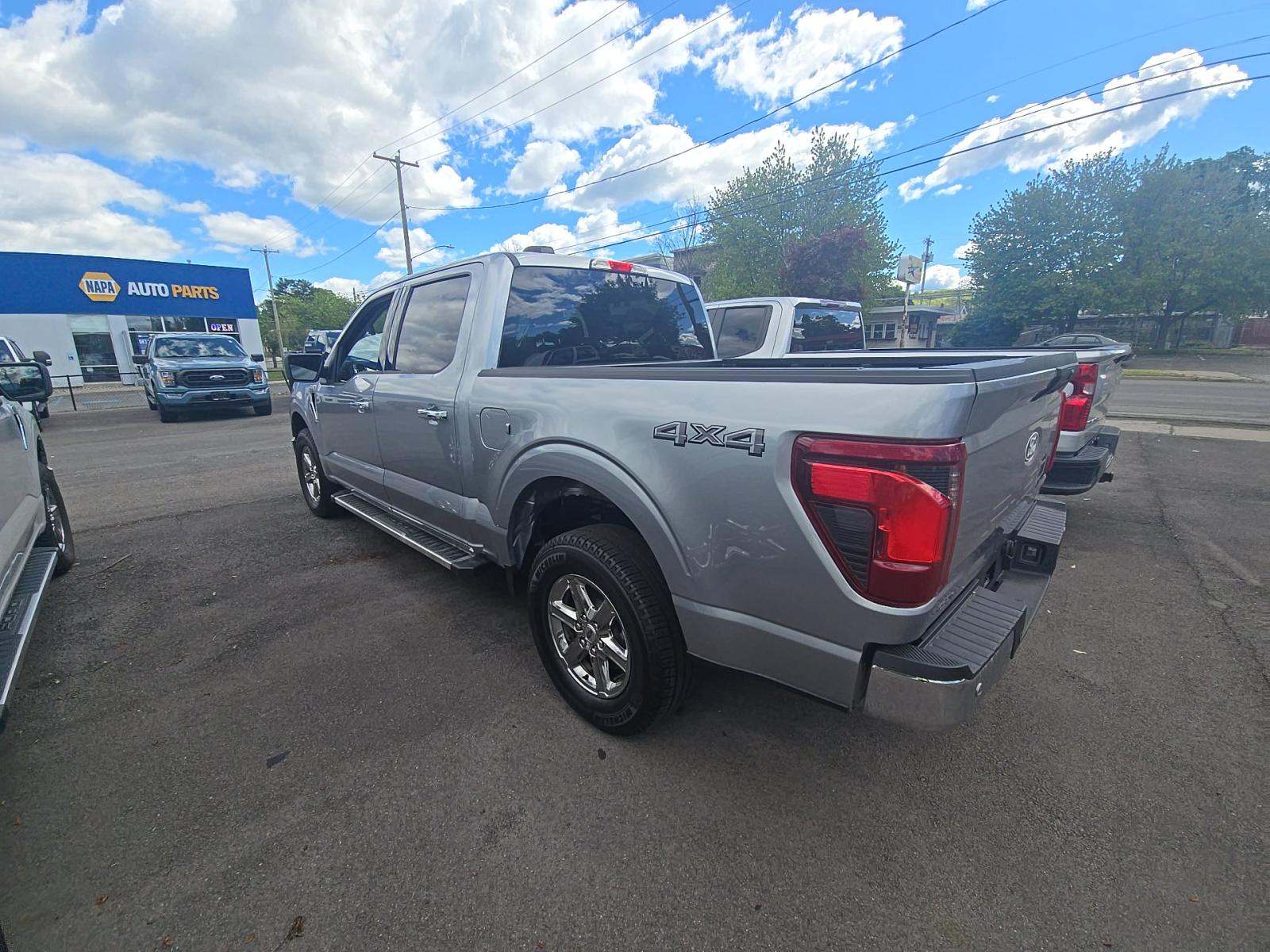 2025 Ford F-150 XLT AWD