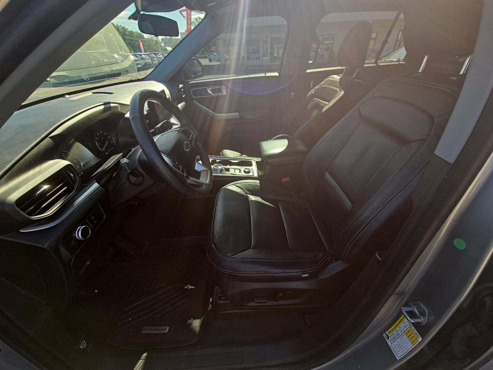 2022 Ford Explorer XLT AWD