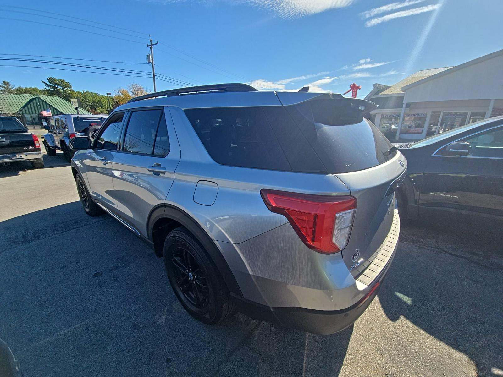 2022 Ford Explorer XLT AWD