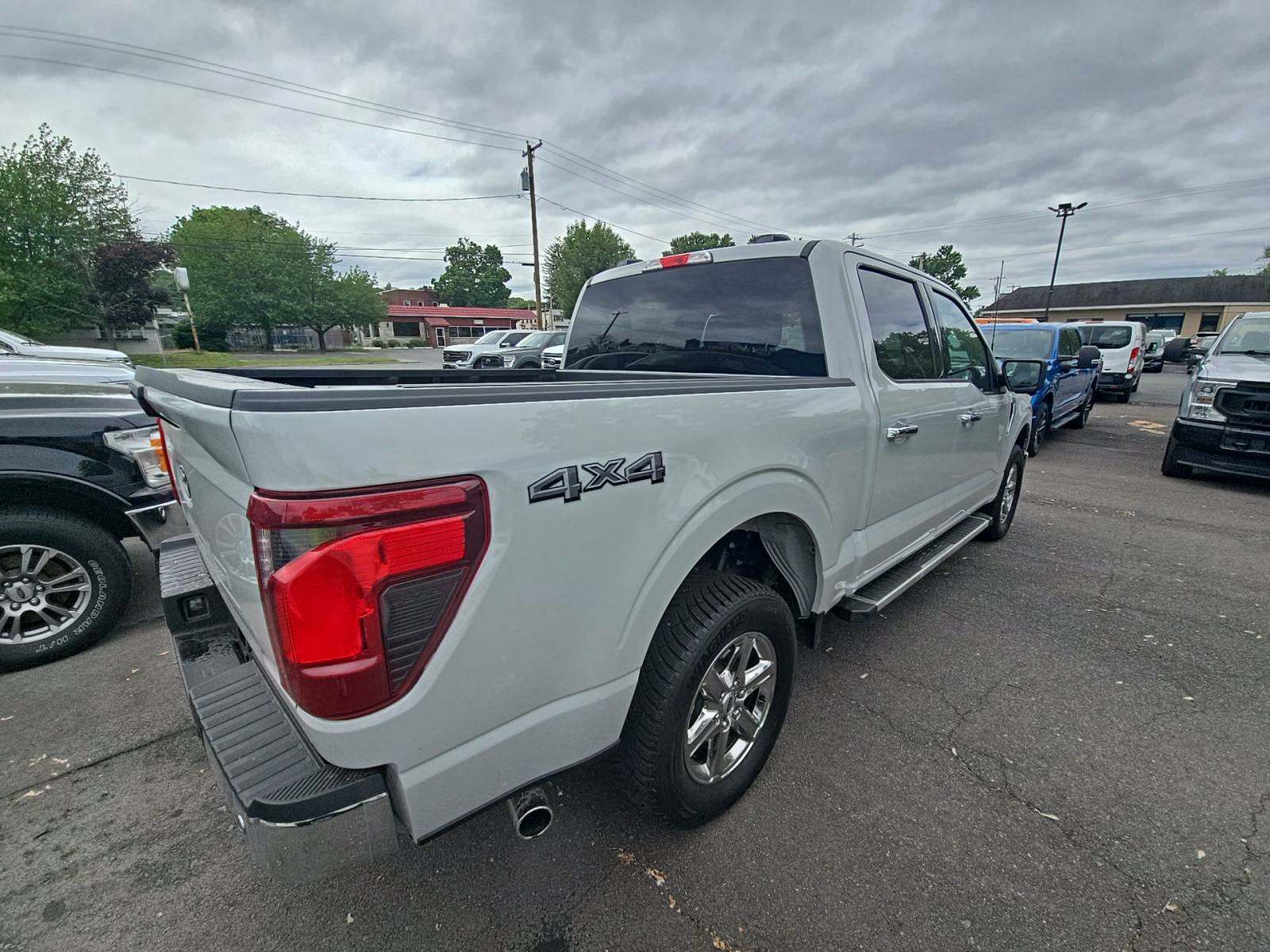2024 Ford F-150 XLT AWD