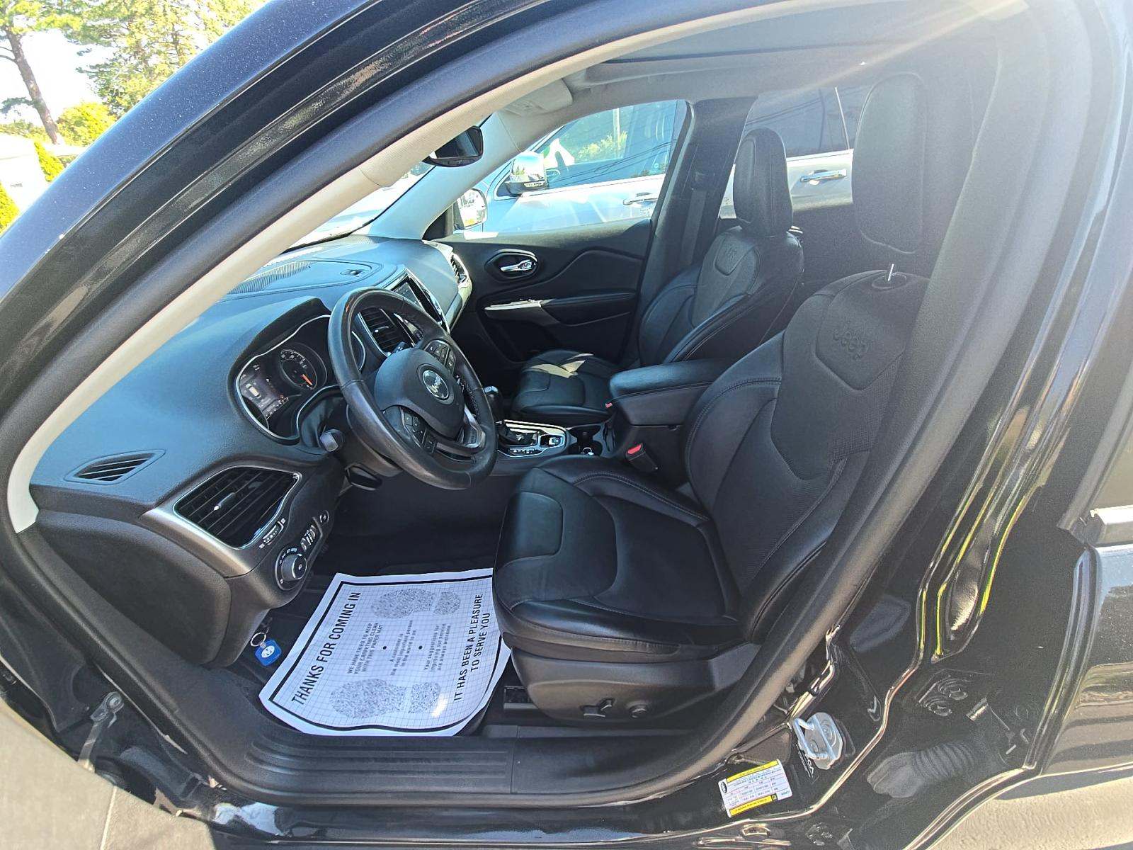 2022 Jeep Cherokee Limited AWD