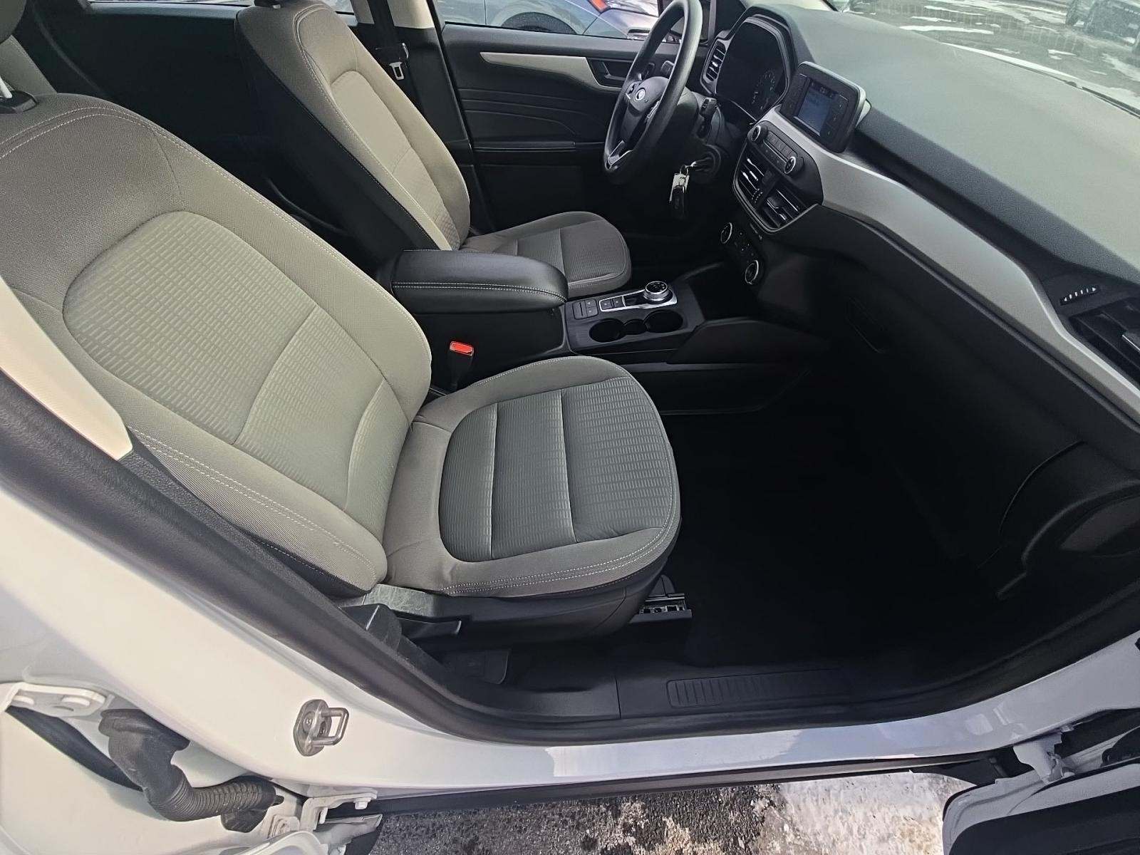 2022 Ford Escape S AWD