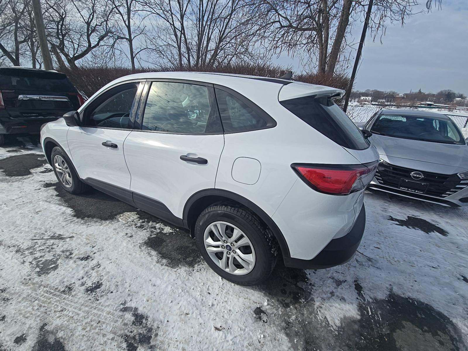 2022 Ford Escape S AWD