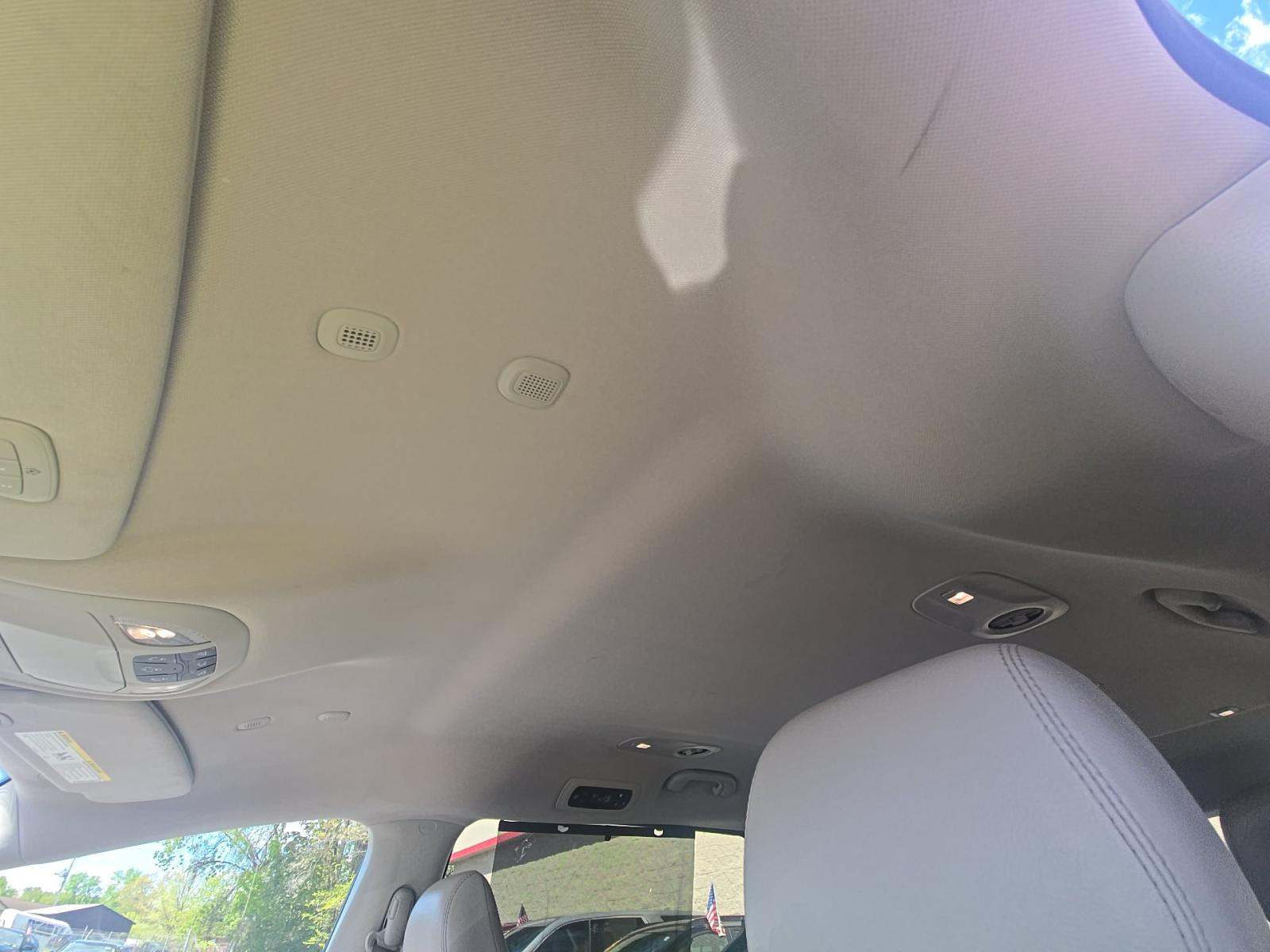 2021 Chrysler Pacifica Hybrid Touring L FWD