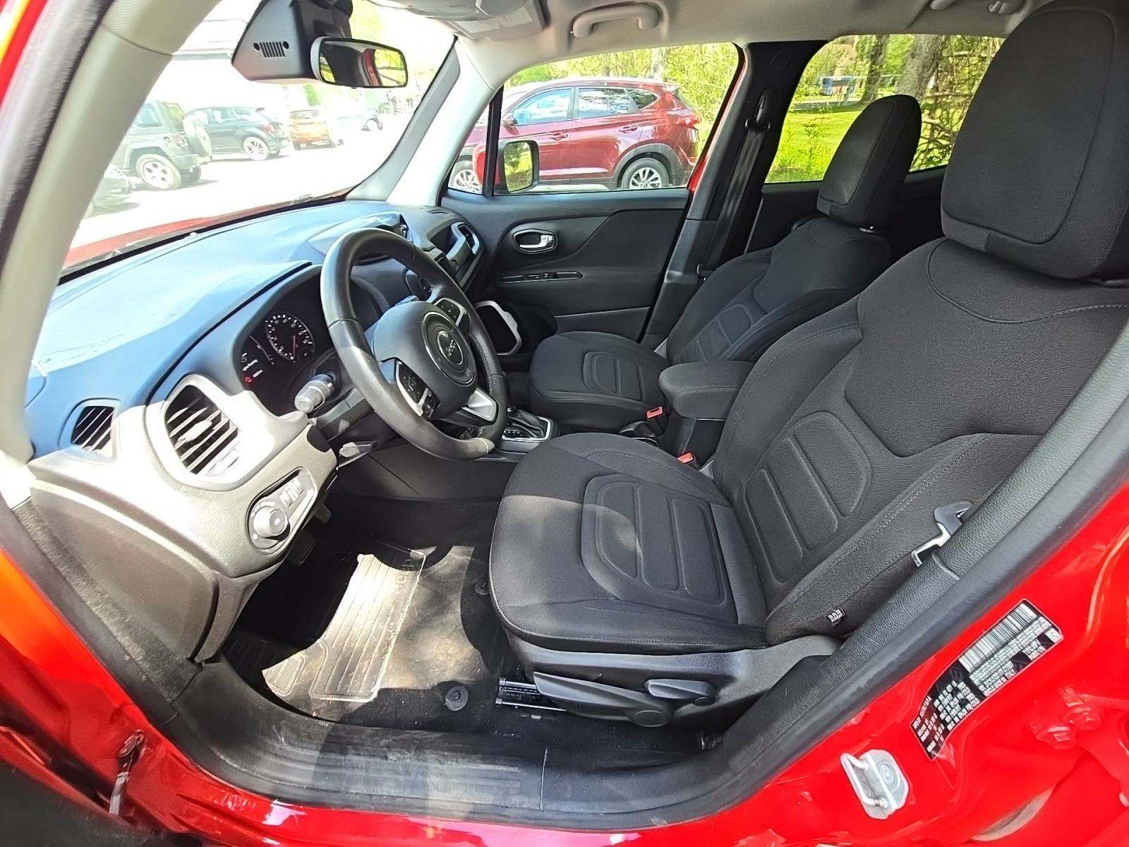 2019 Jeep Renegade Latitude FWD