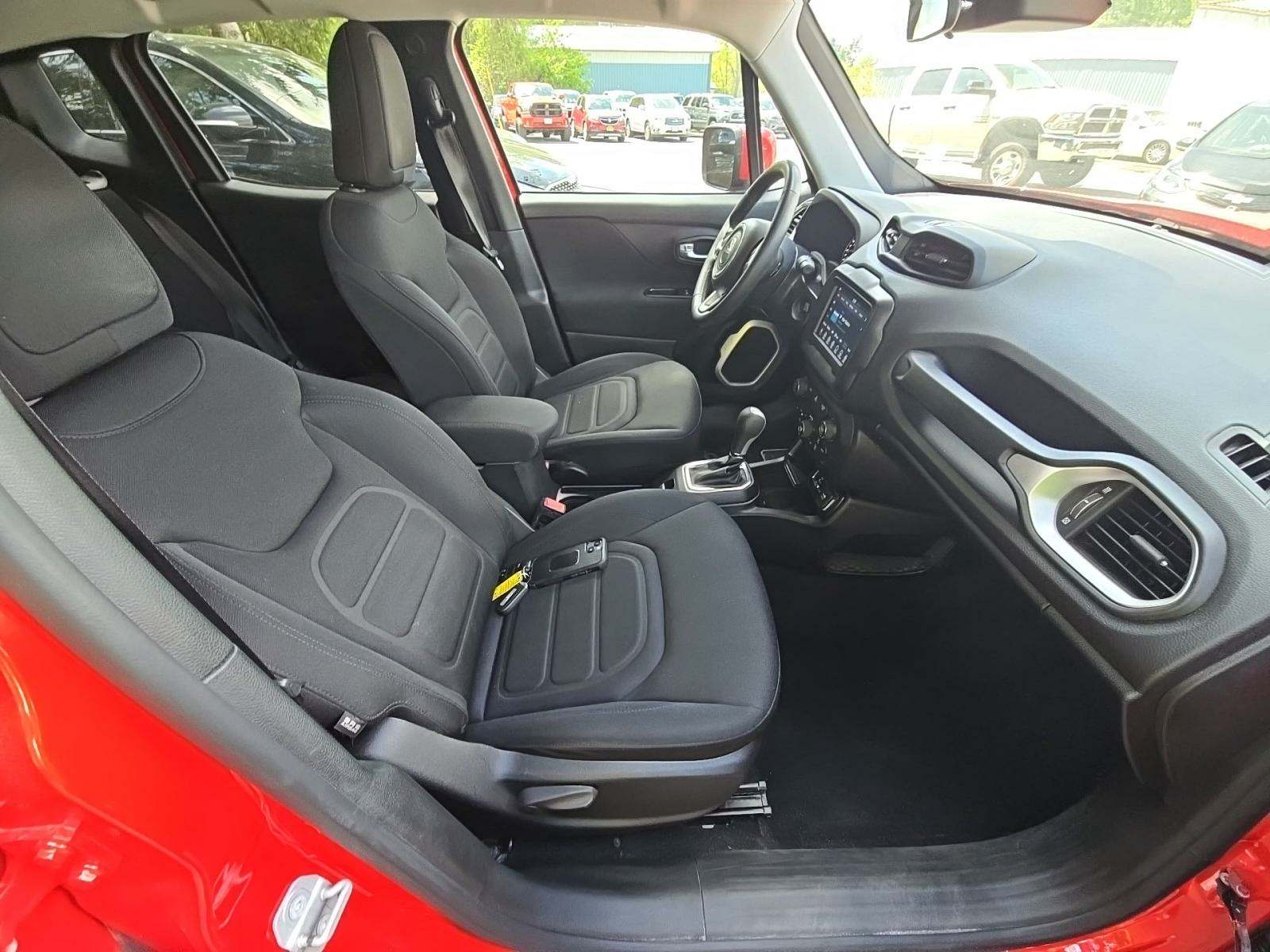 2019 Jeep Renegade Latitude FWD