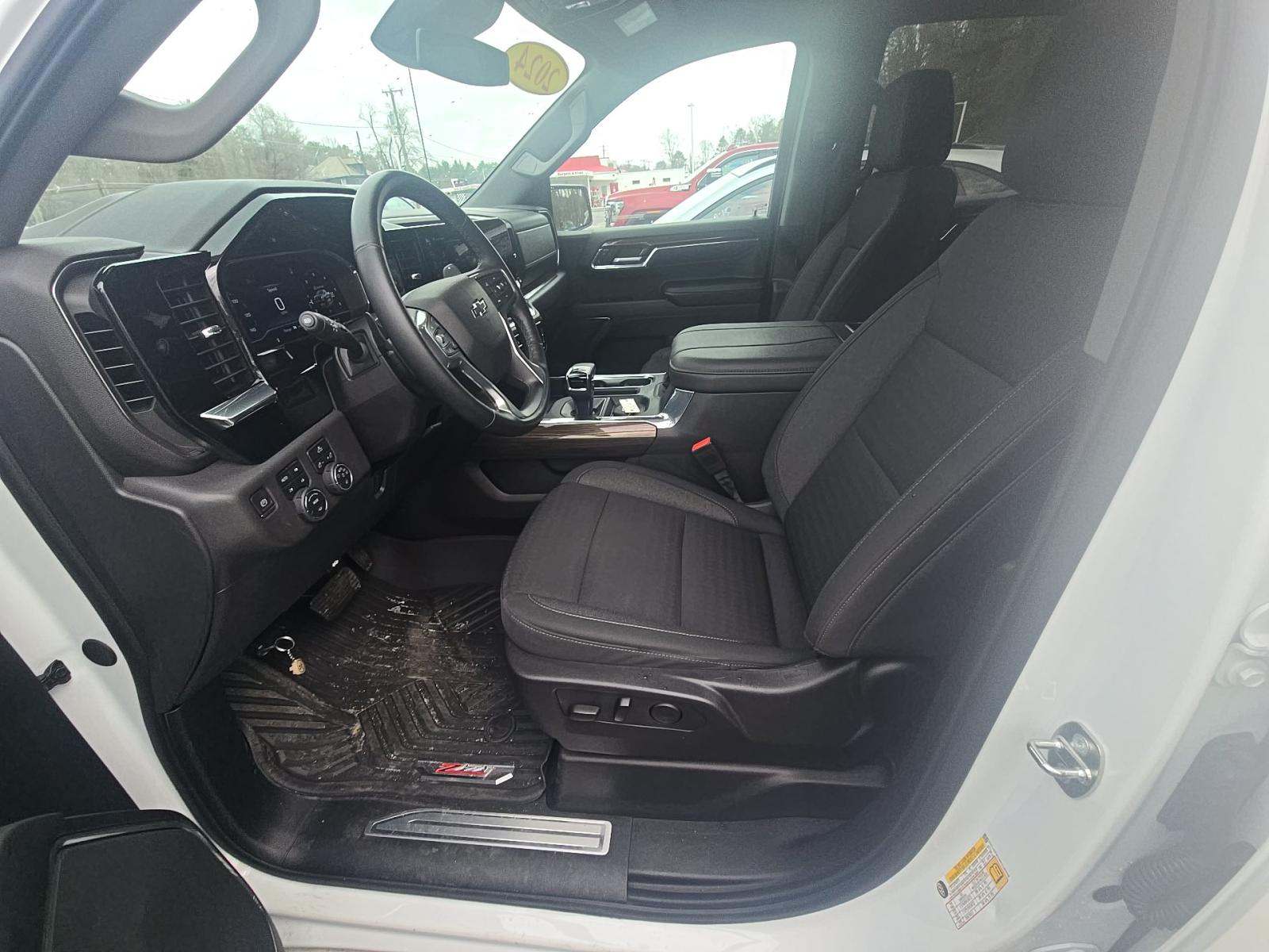 CHEVROLET SILVERADO - 6