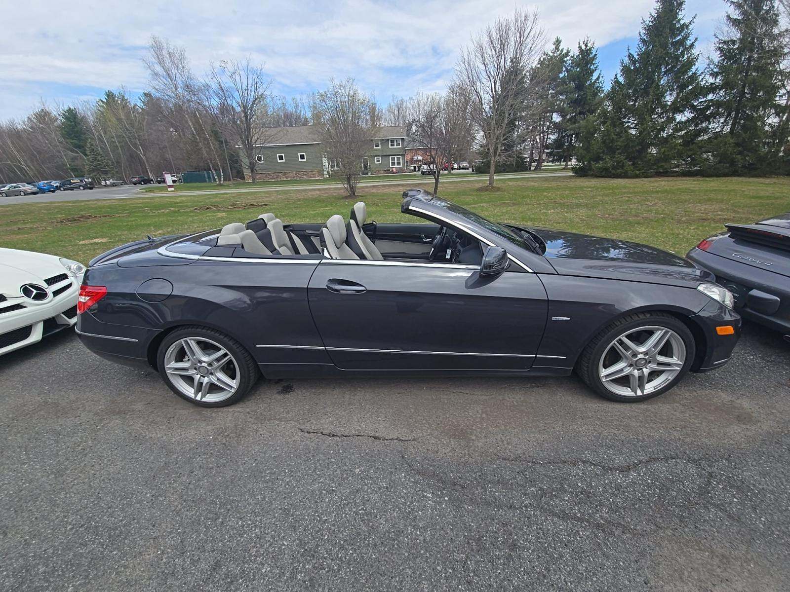 MERCEDES-BENZ E-CLASS - 4