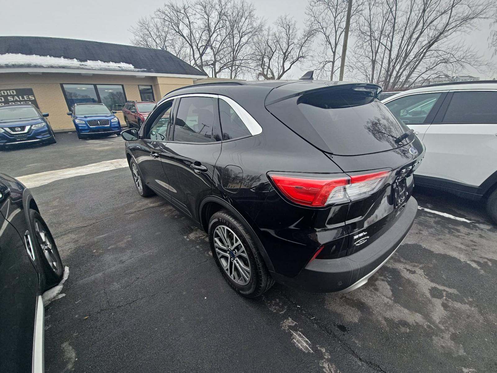 2022 Ford Escape SEL AWD