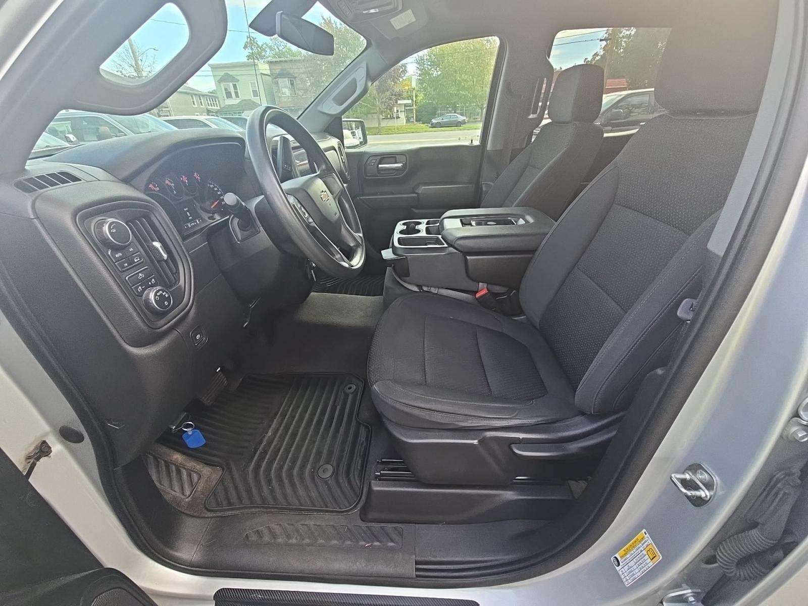 2021 Chevrolet Silverado 1500 Custom AWD