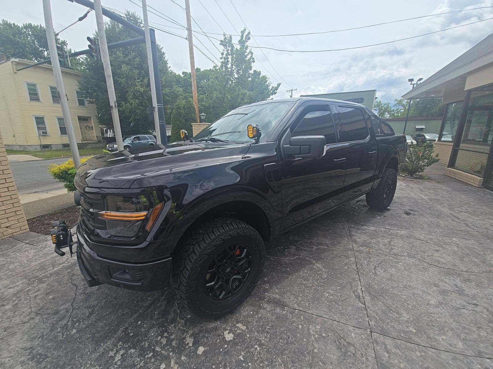 2024 Ford F-150 Hybrid XLT AWD