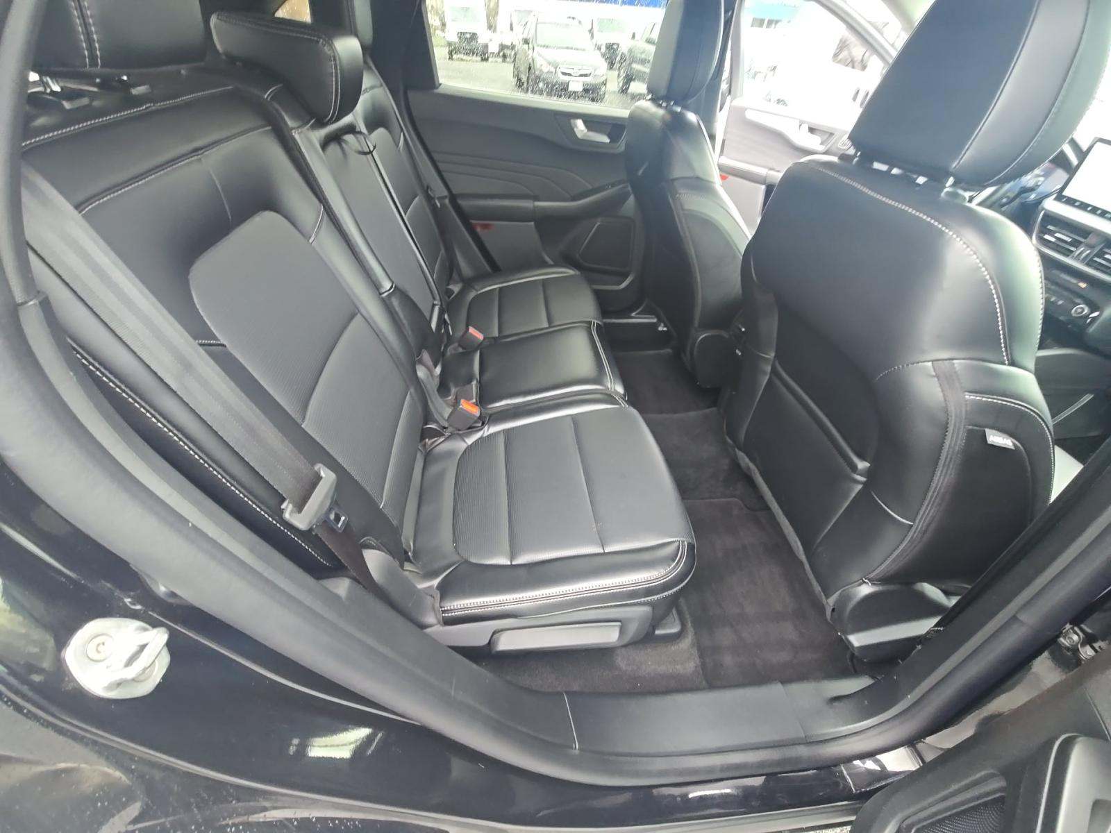 2025 Ford Escape Platinum AWD