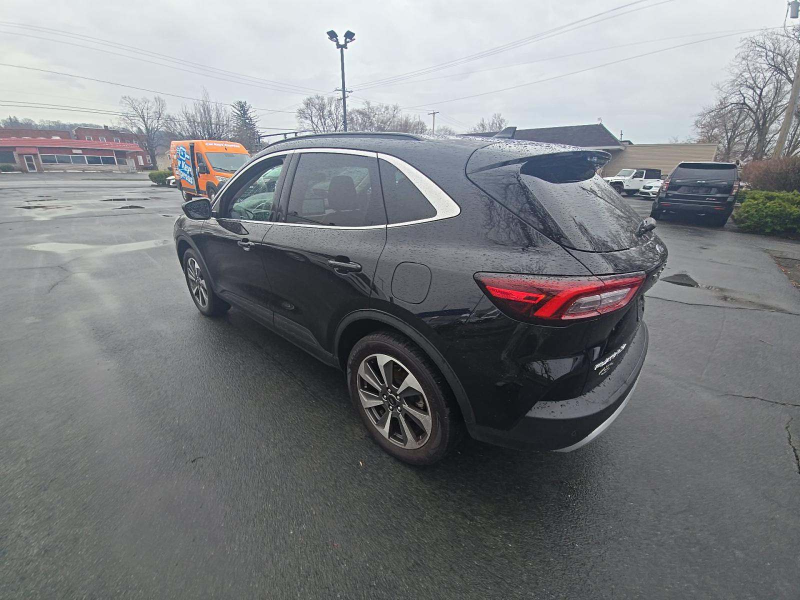 2025 Ford Escape Platinum AWD