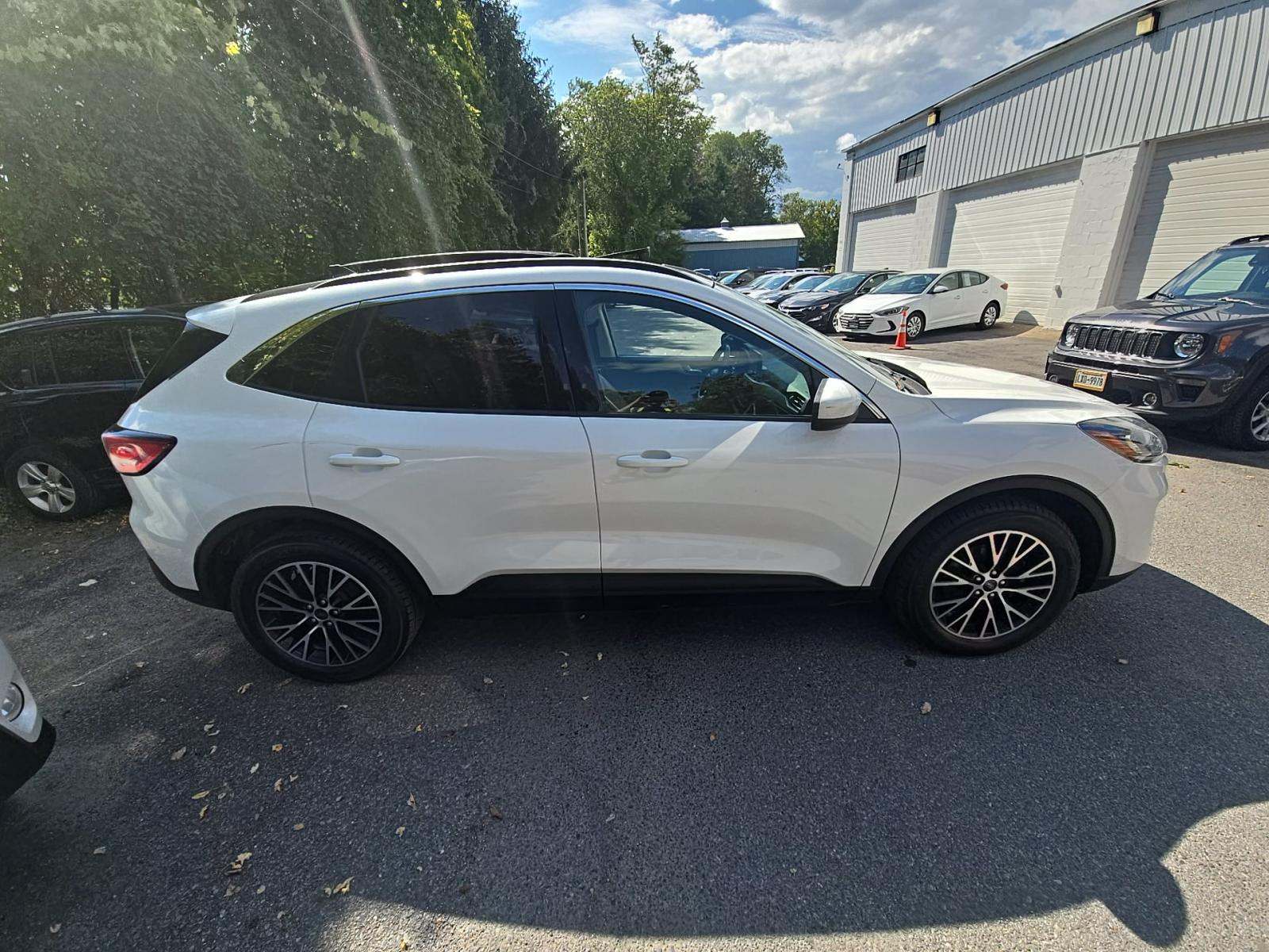 2022 Ford Escape Plug-In Hybrid SEL FWD