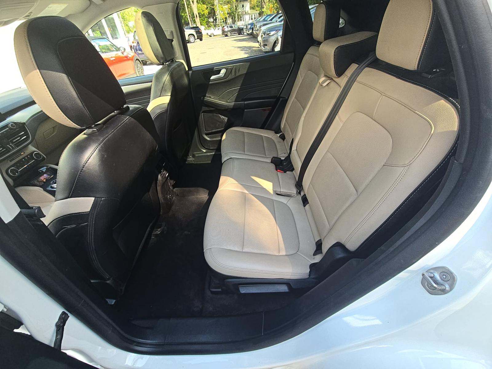 2022 Ford Escape Plug-In Hybrid SEL FWD