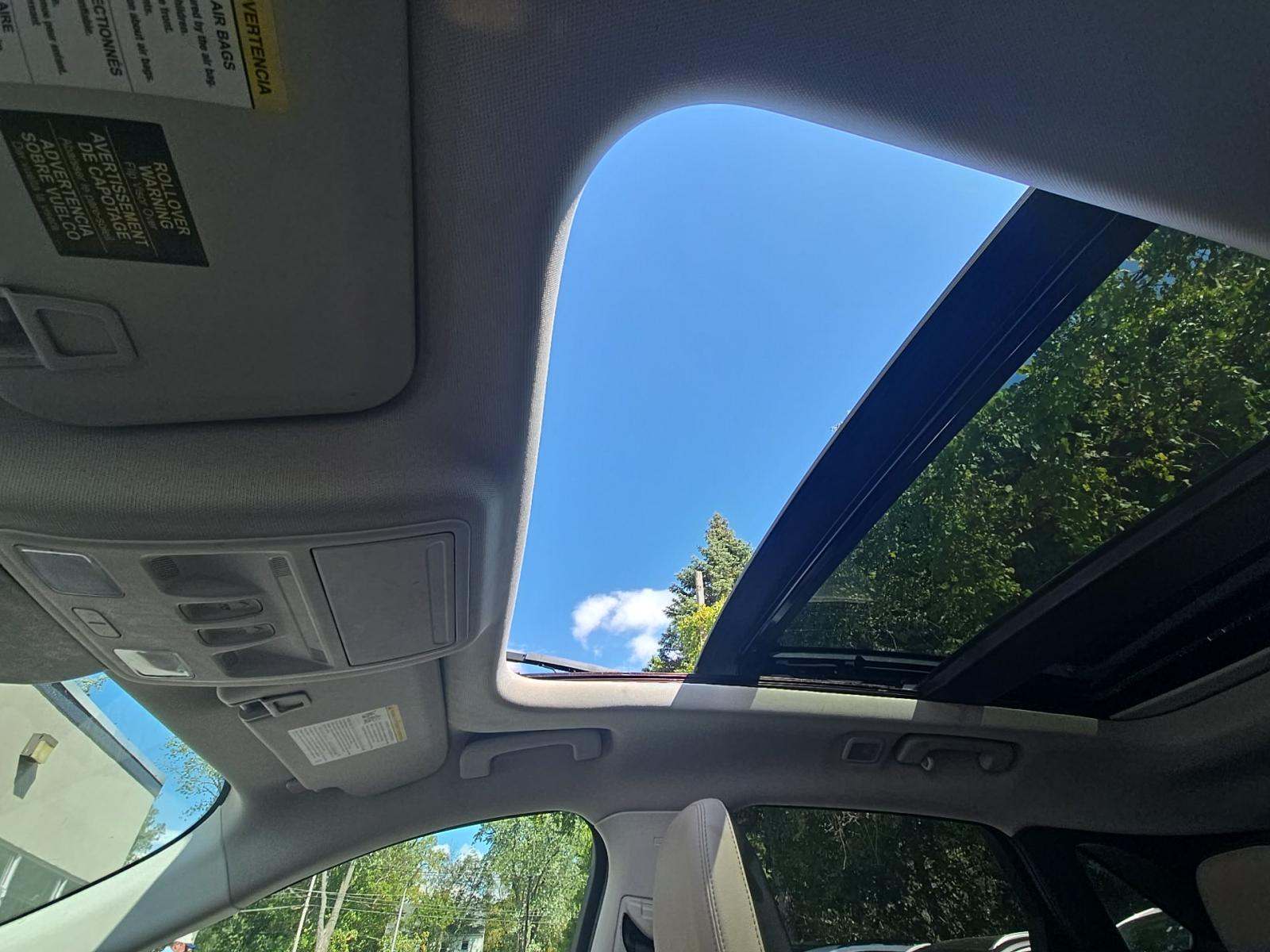 2022 Ford Escape Plug-In Hybrid SEL FWD