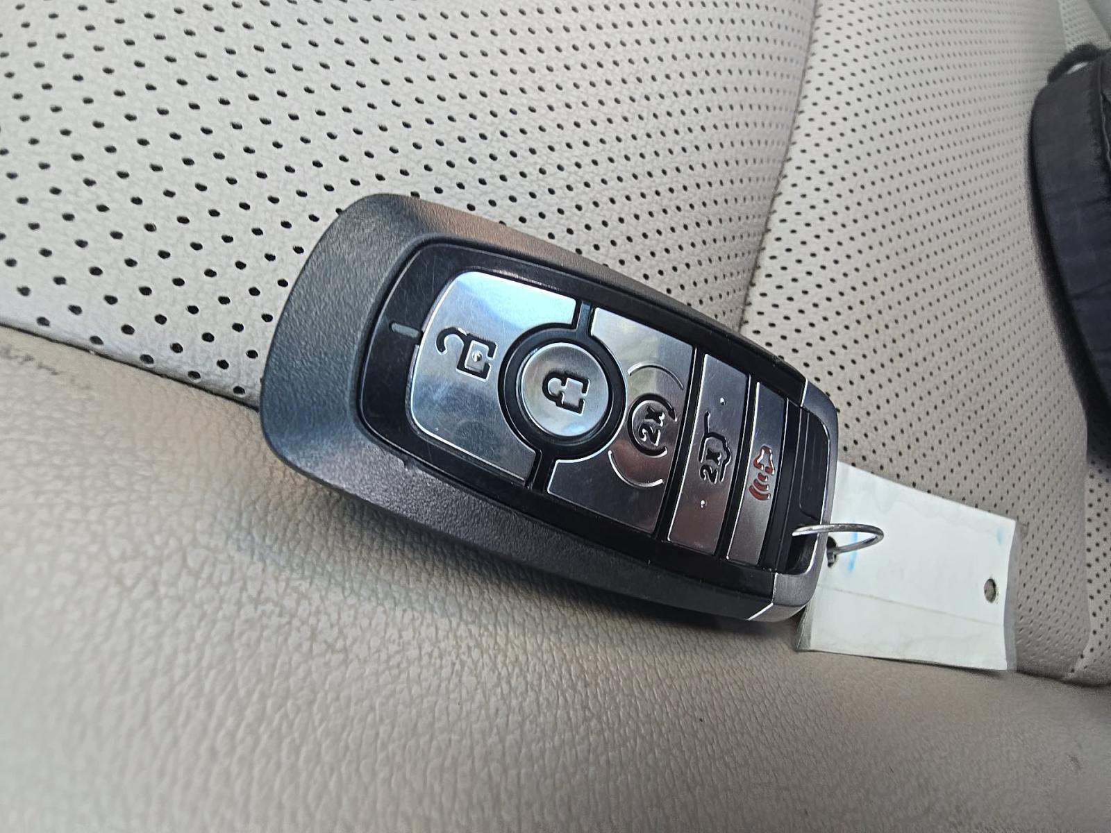 2022 Ford Escape Plug-In Hybrid SEL FWD