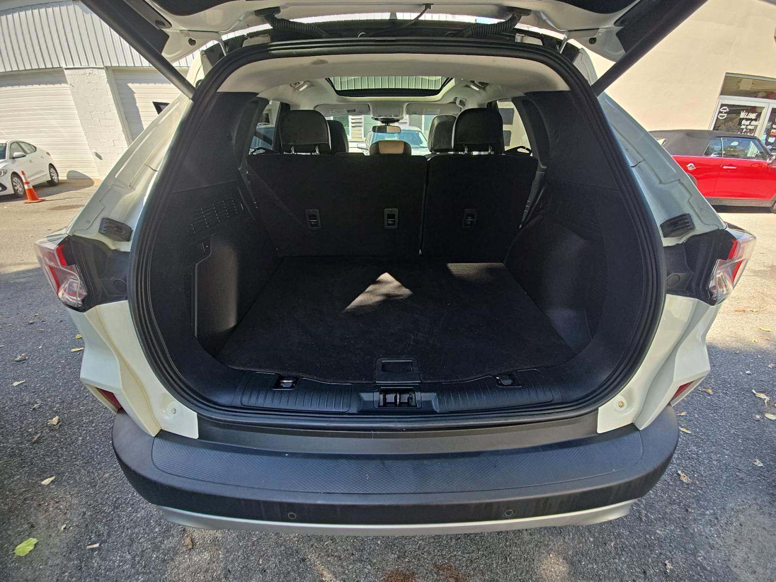 2022 Ford Escape Plug-In Hybrid SEL FWD