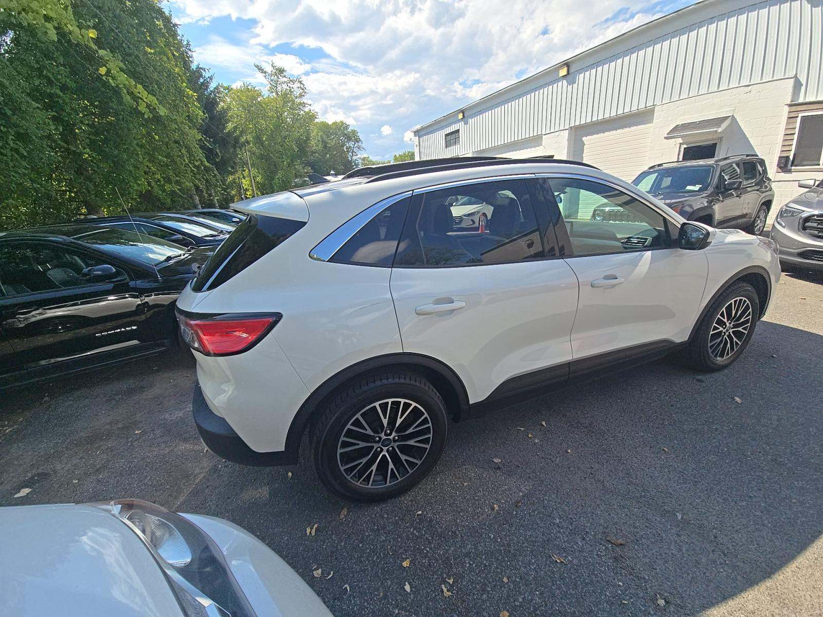 2022 Ford Escape Plug-In Hybrid SEL FWD