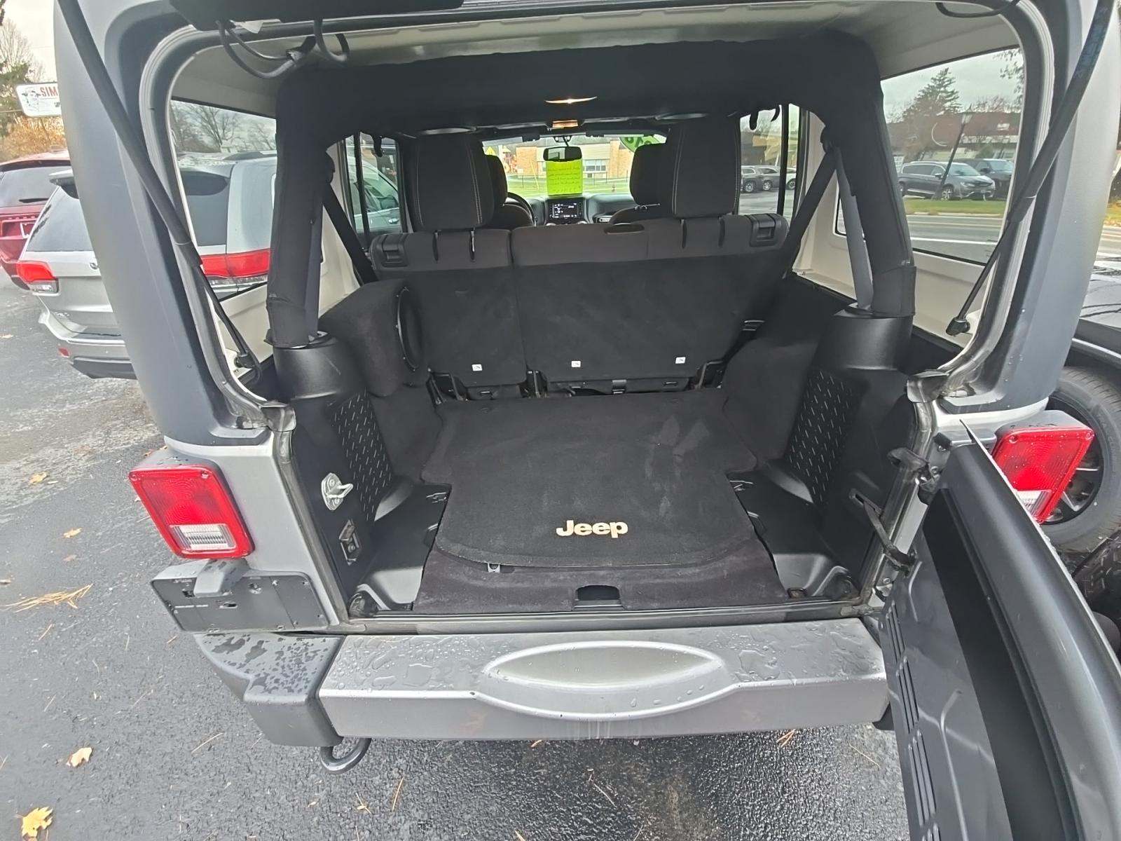 2018 Jeep Wrangler Unlimited Sahara AWD