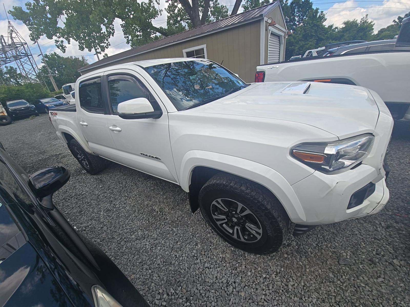 2017 Toyota Tacoma TRD Sport AWD