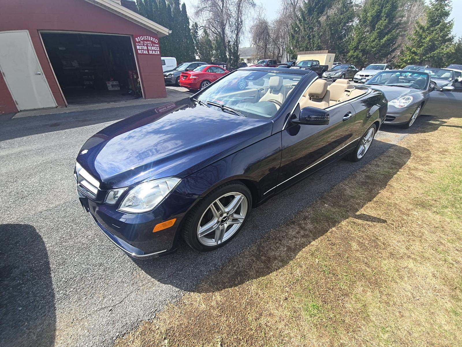 MERCEDES-BENZ E-CLASS - 1